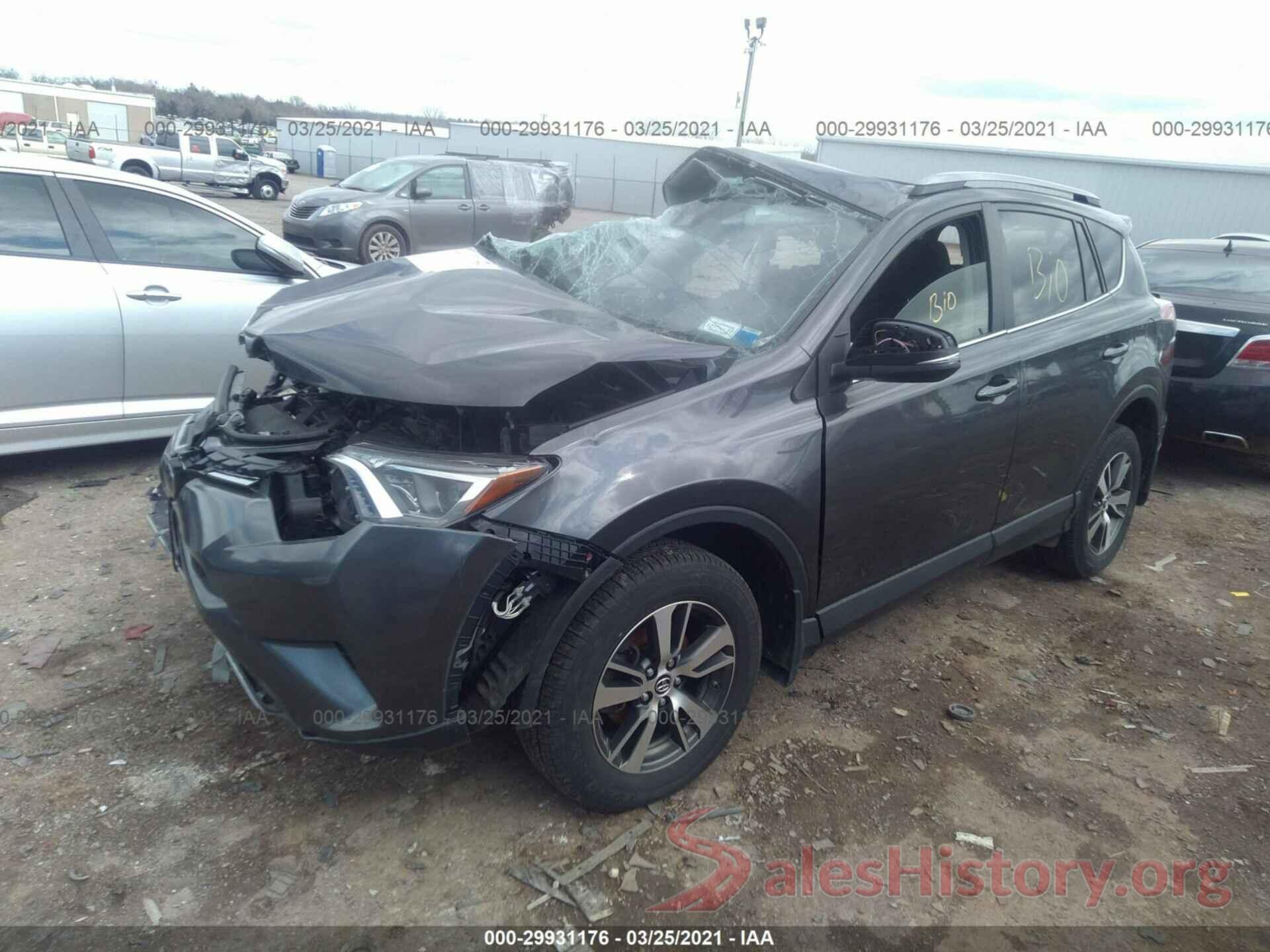 JTMRFREV8JJ179561 2018 TOYOTA RAV4