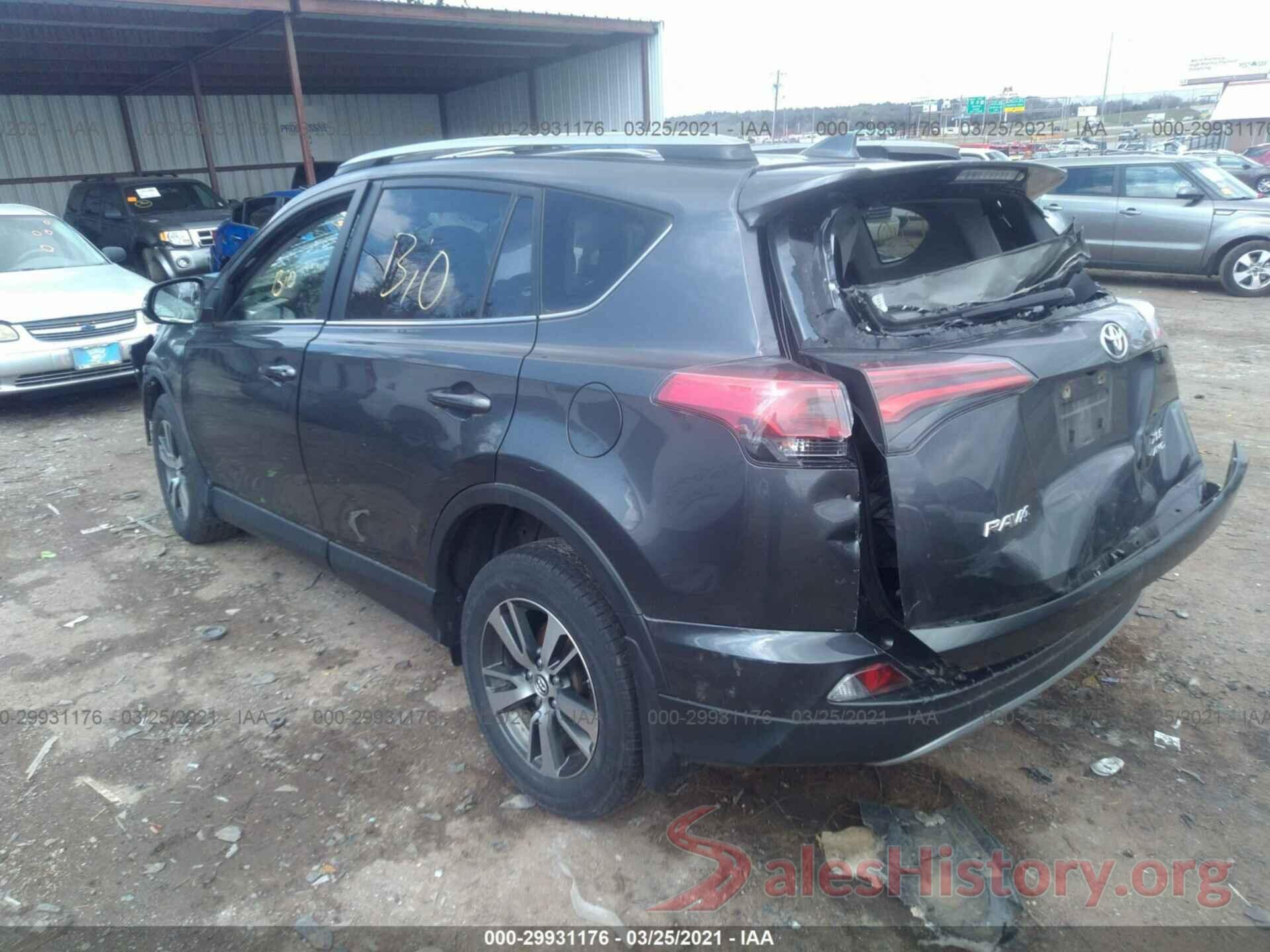 JTMRFREV8JJ179561 2018 TOYOTA RAV4