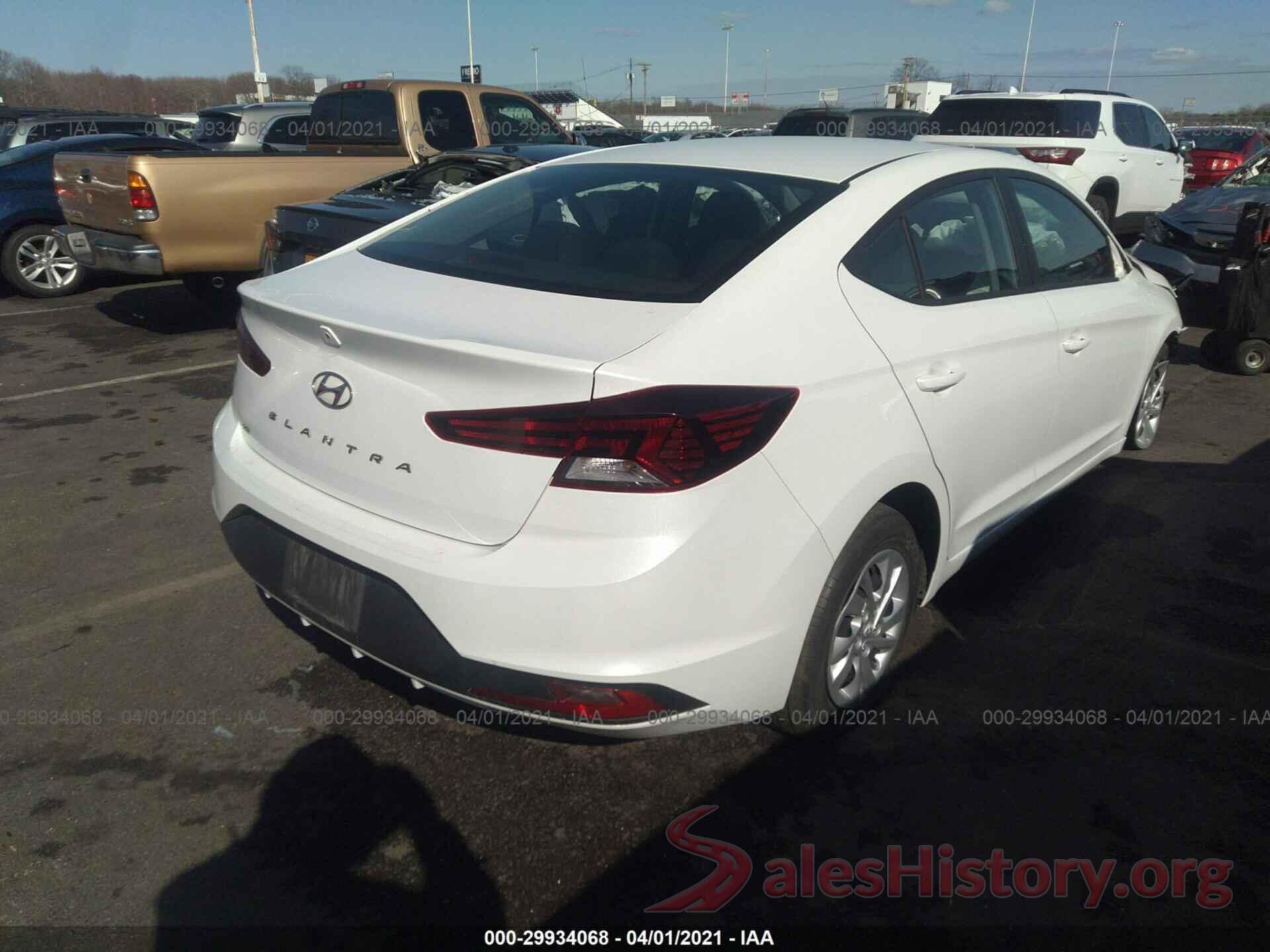 5NPD74LF6KH445563 2019 HYUNDAI ELANTRA