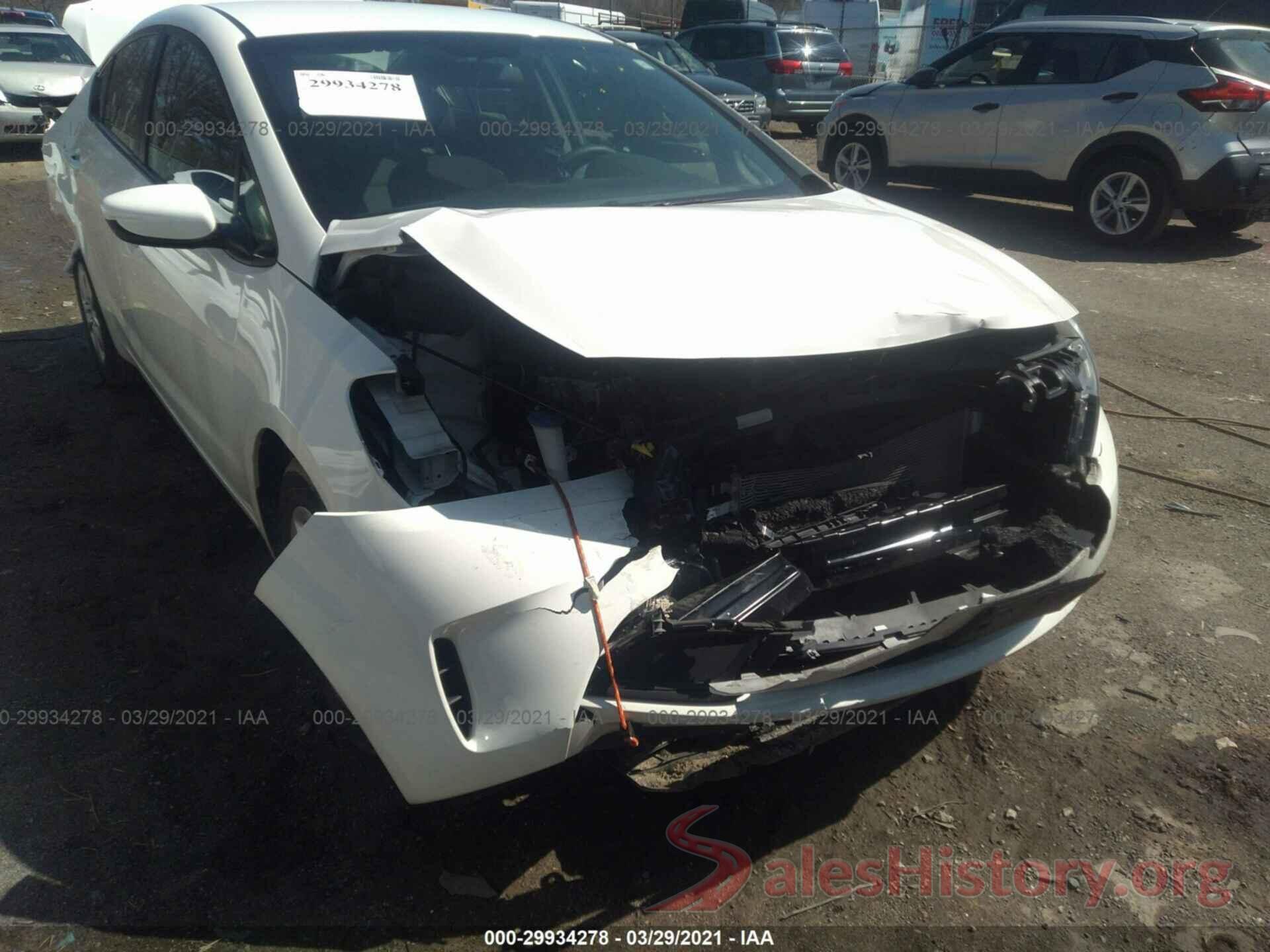 3KPFK4A7XHE109608 2017 KIA FORTE