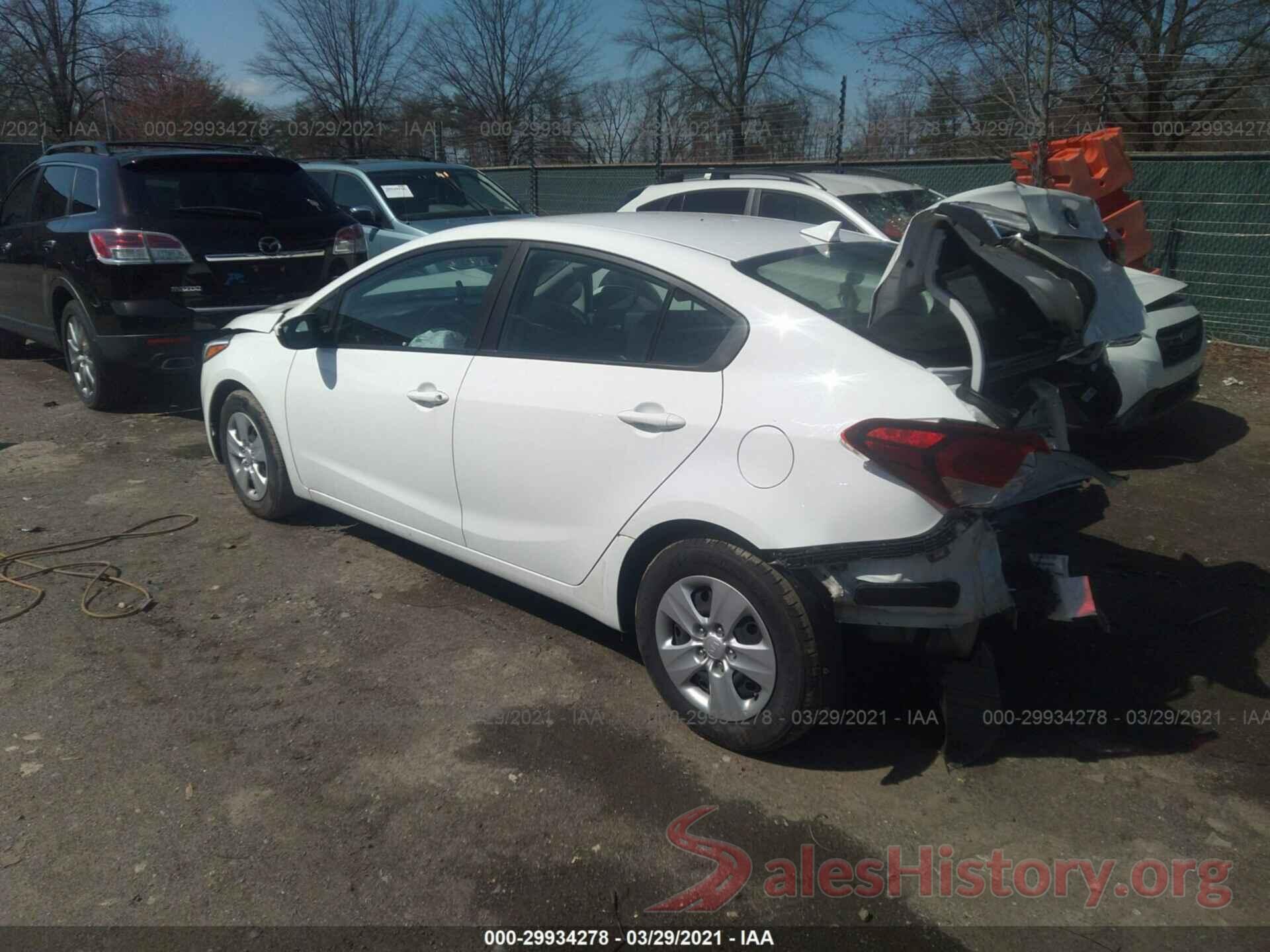 3KPFK4A7XHE109608 2017 KIA FORTE