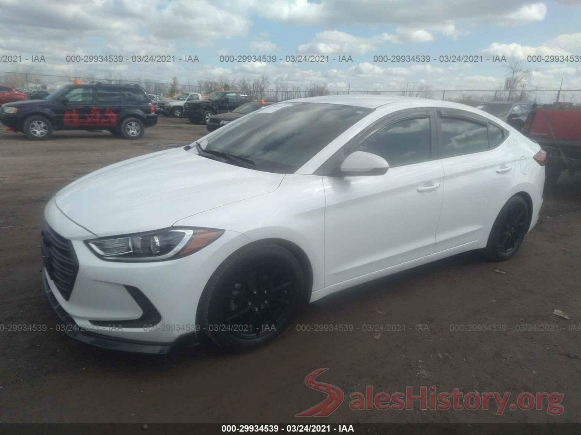 5NPD74LFXJH349742 2018 HYUNDAI ELANTRA