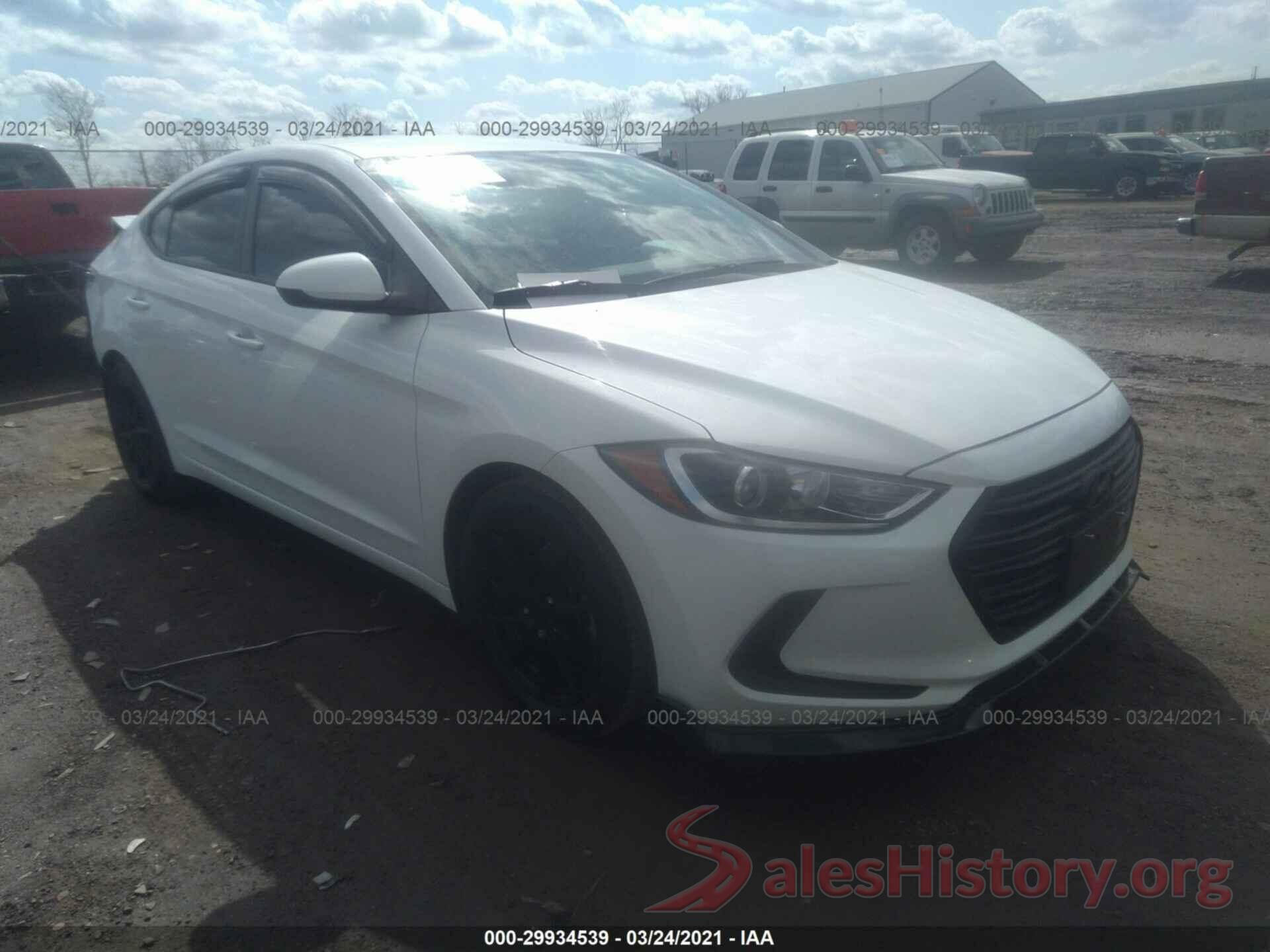 5NPD74LFXJH349742 2018 HYUNDAI ELANTRA