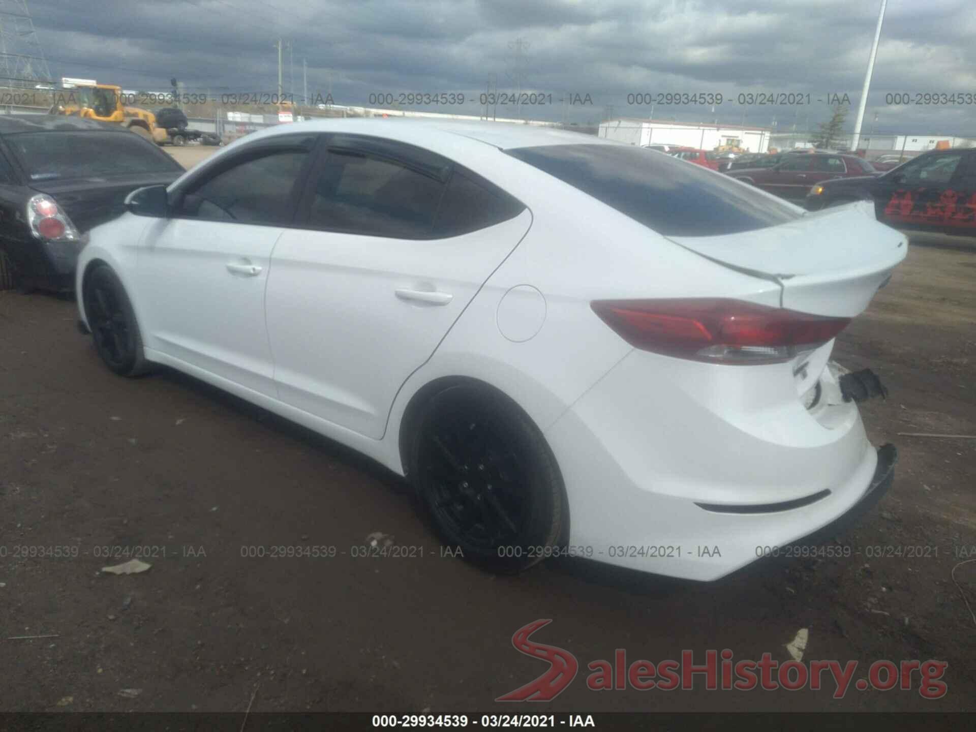 5NPD74LFXJH349742 2018 HYUNDAI ELANTRA