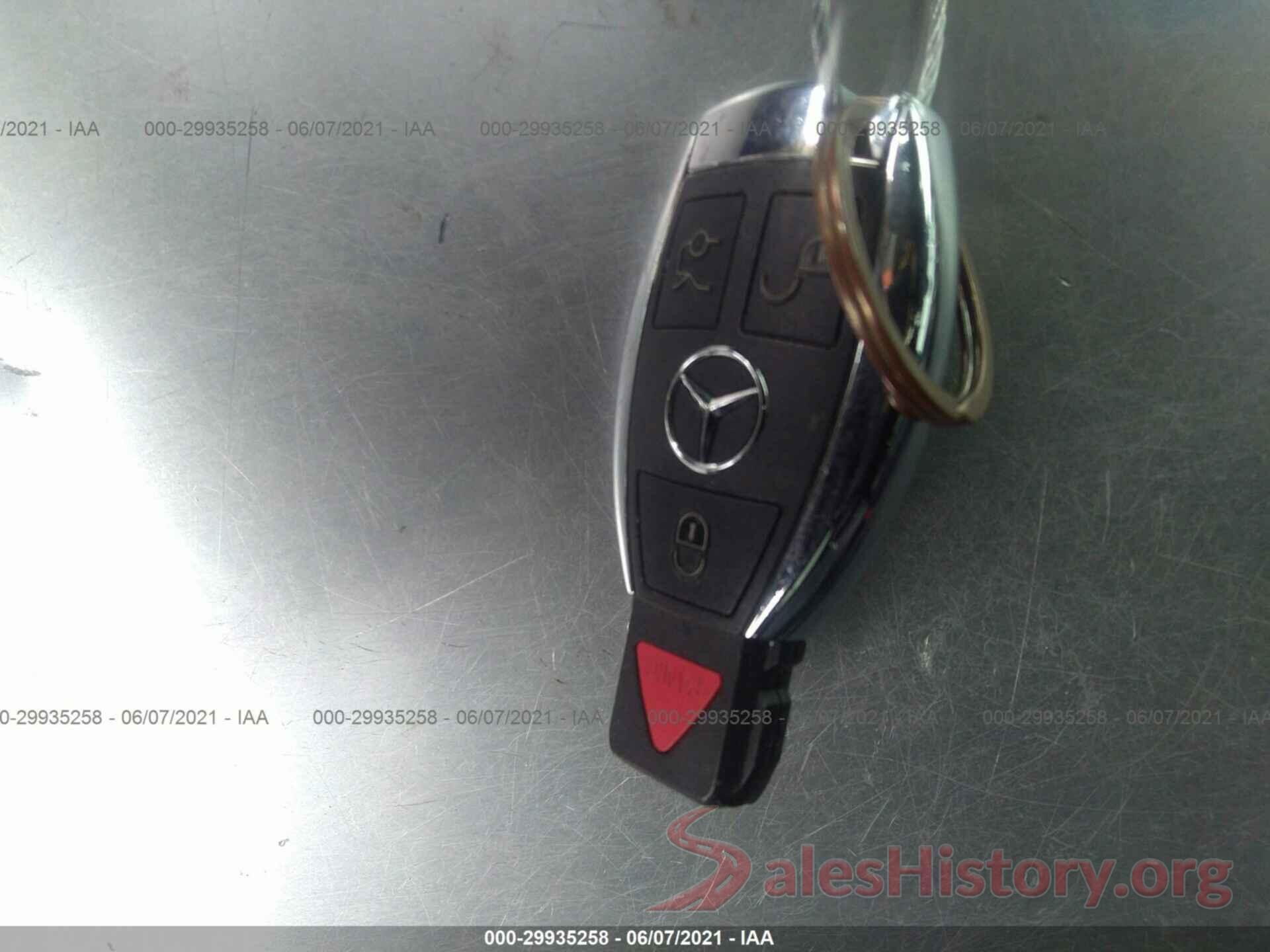 55SWF4JB2JU257906 2018 MERCEDES-BENZ C-CLASS