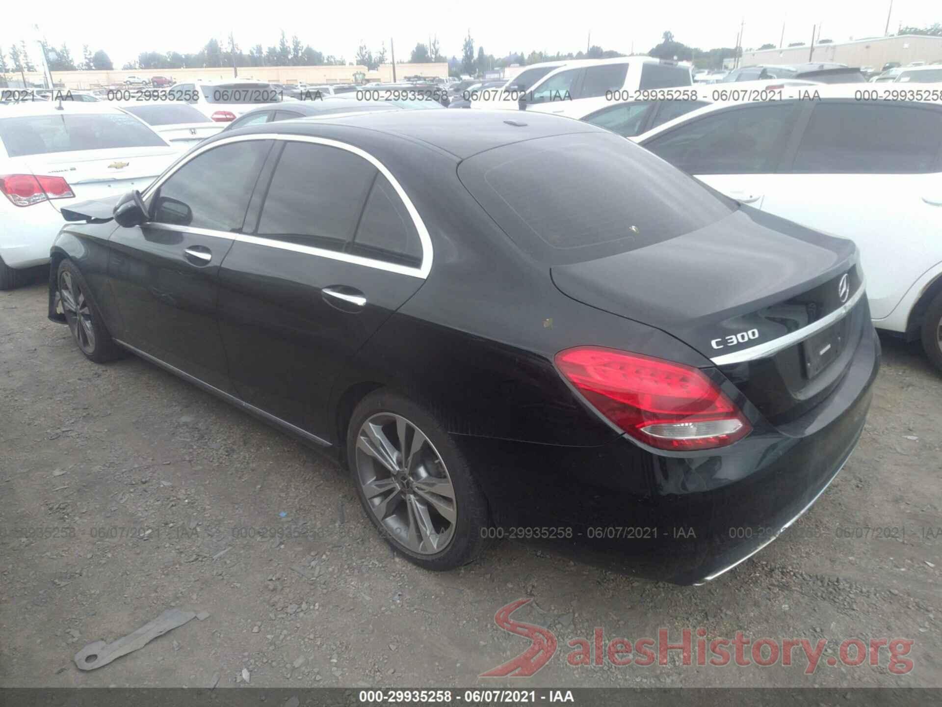 55SWF4JB2JU257906 2018 MERCEDES-BENZ C-CLASS