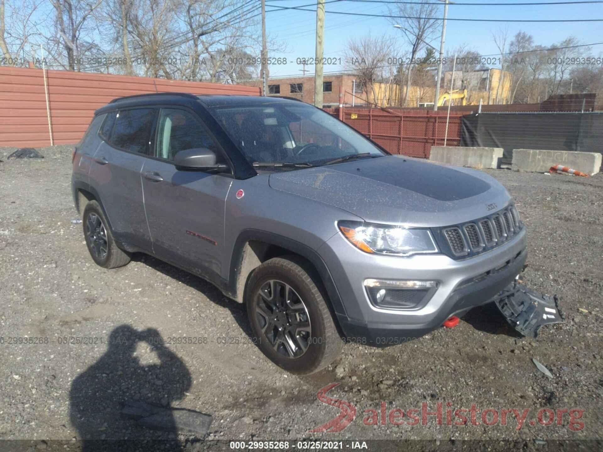 3C4NJDDBXLT195487 2020 JEEP COMPASS