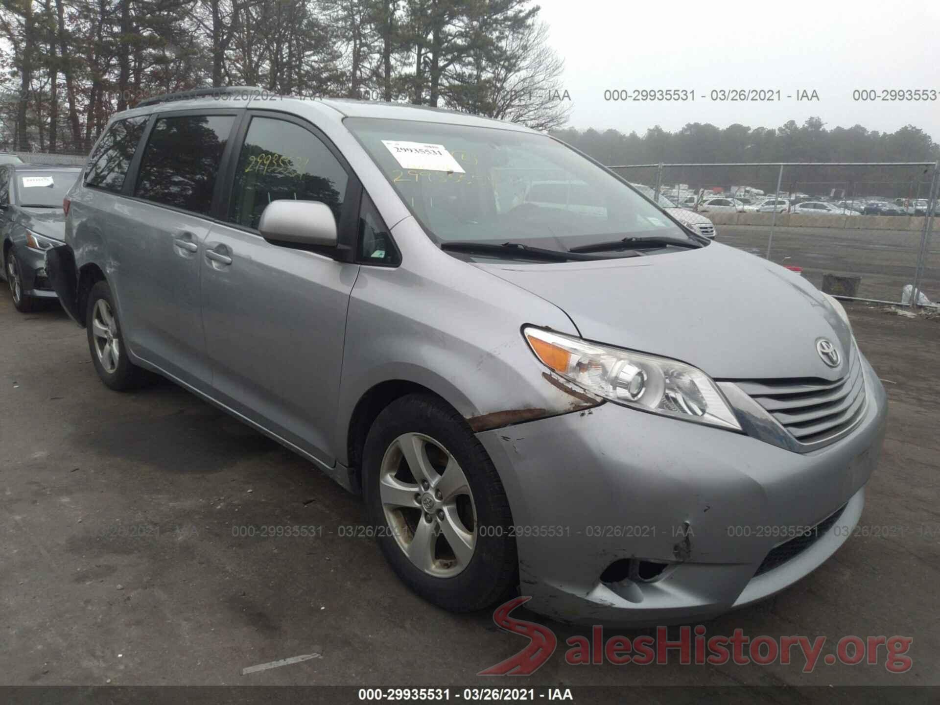 5TDKK3DC5FS580263 2015 TOYOTA SIENNA