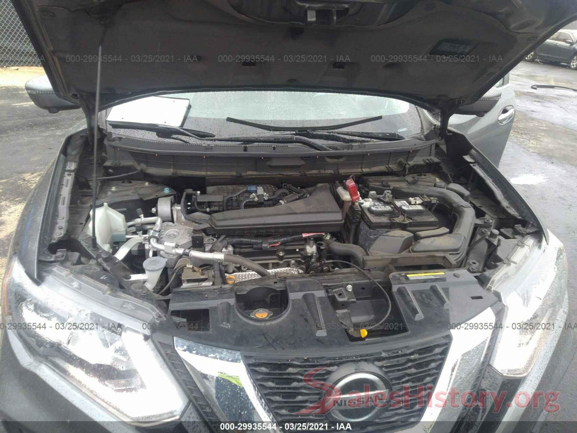 5N1AT2MT1JC821678 2018 NISSAN ROGUE