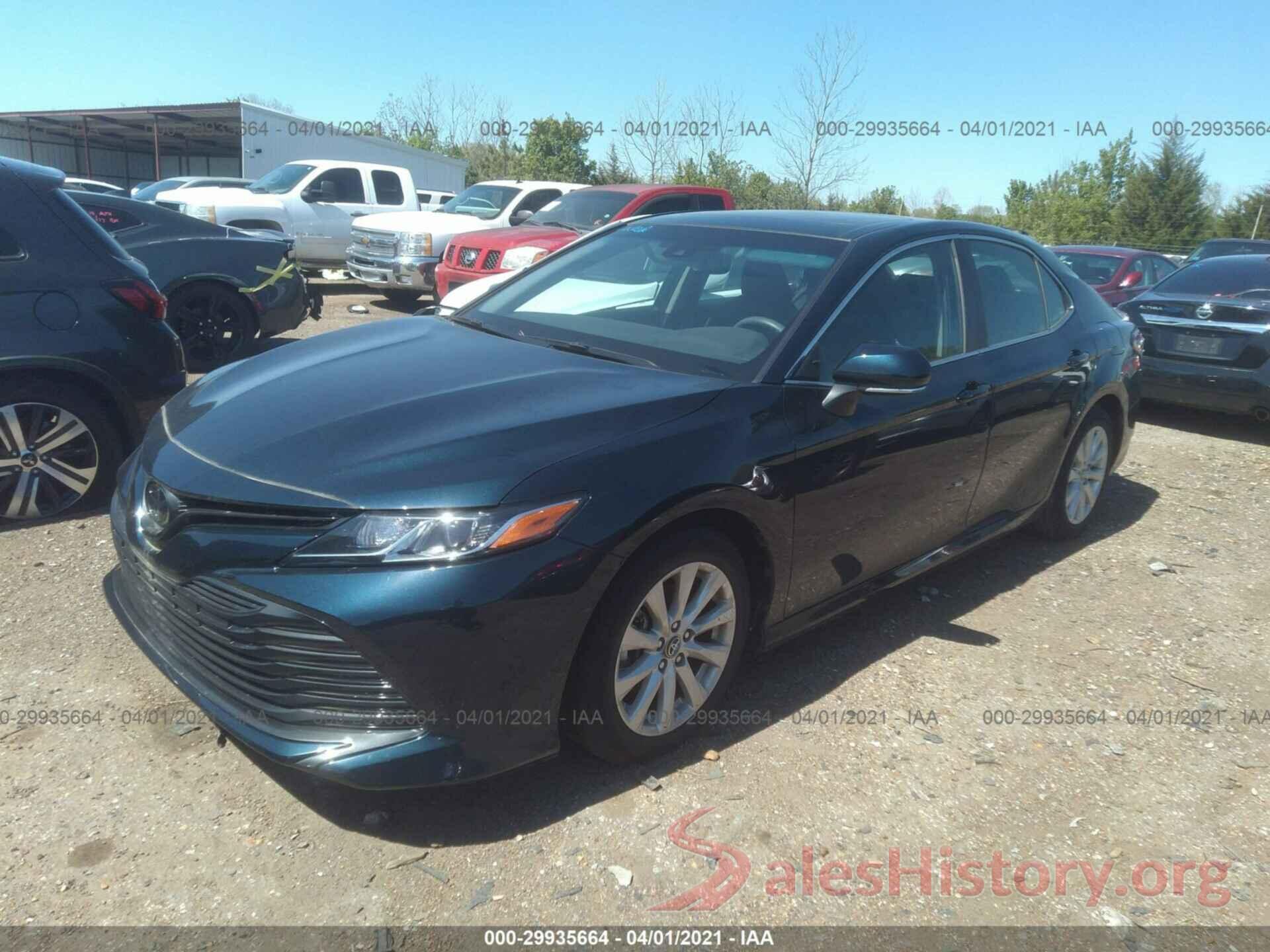 4T1B11HK5JU614212 2018 TOYOTA CAMRY