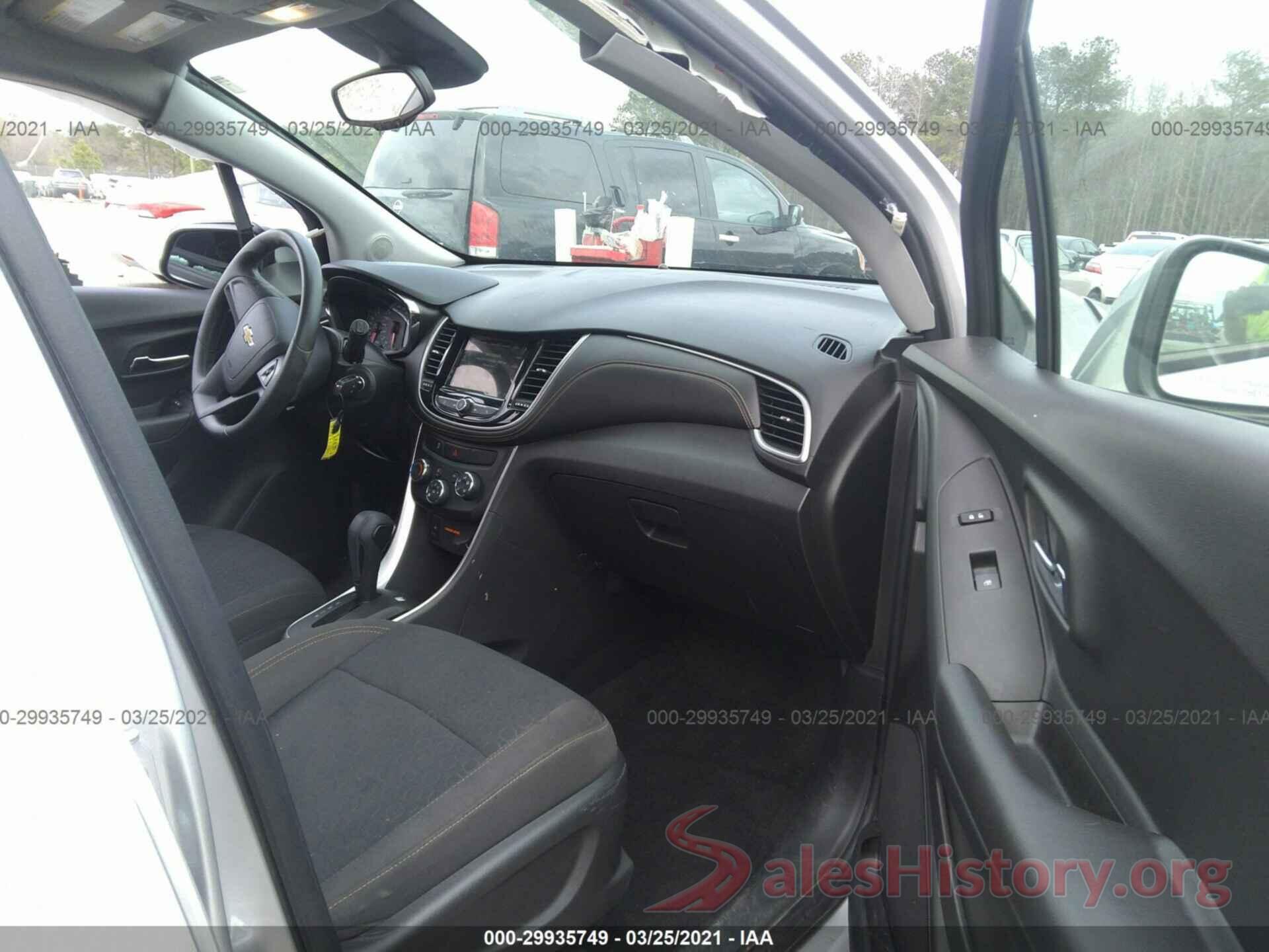 KL7CJNSB8JB607630 2018 CHEVROLET TRAX