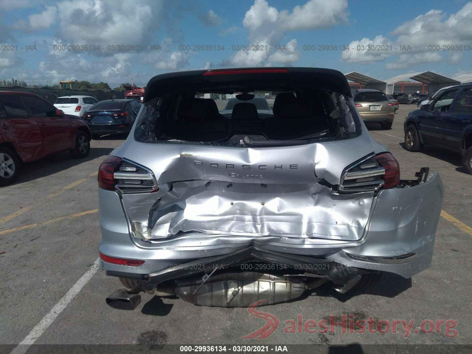 WP1AA2A28GLA04351 2016 PORSCHE CAYENNE