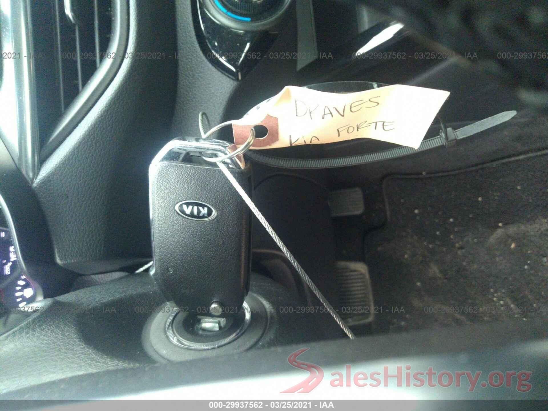 3KPF34AD0KE011682 2019 KIA FORTE