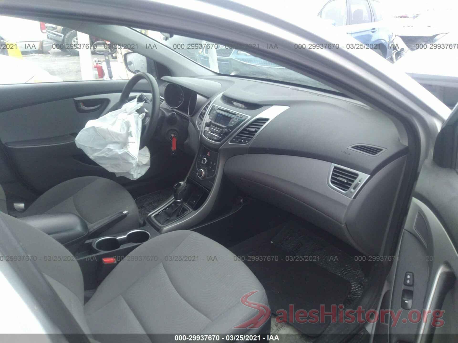 5NPDH4AE1GH719525 2016 HYUNDAI ELANTRA