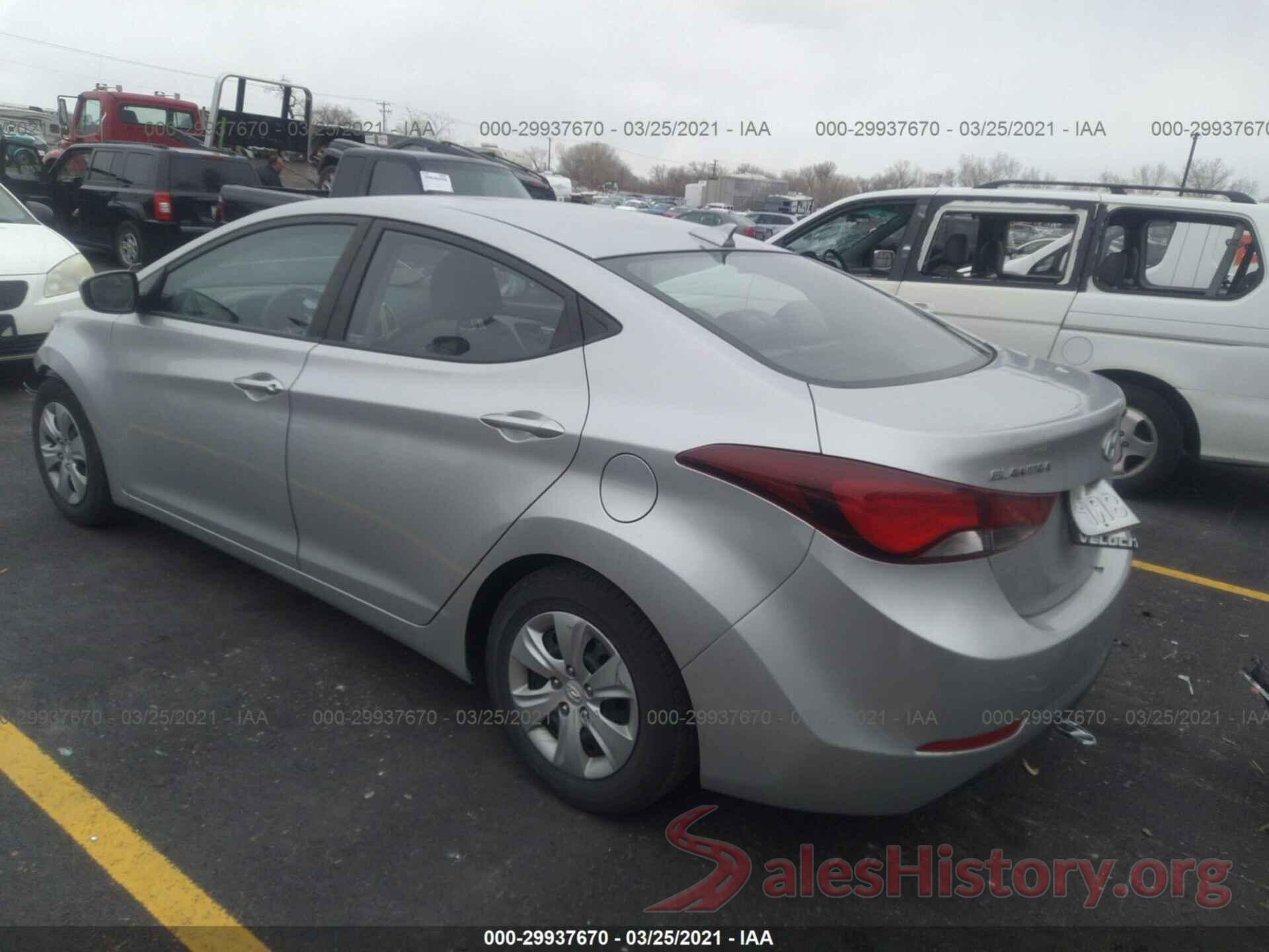 5NPDH4AE1GH719525 2016 HYUNDAI ELANTRA