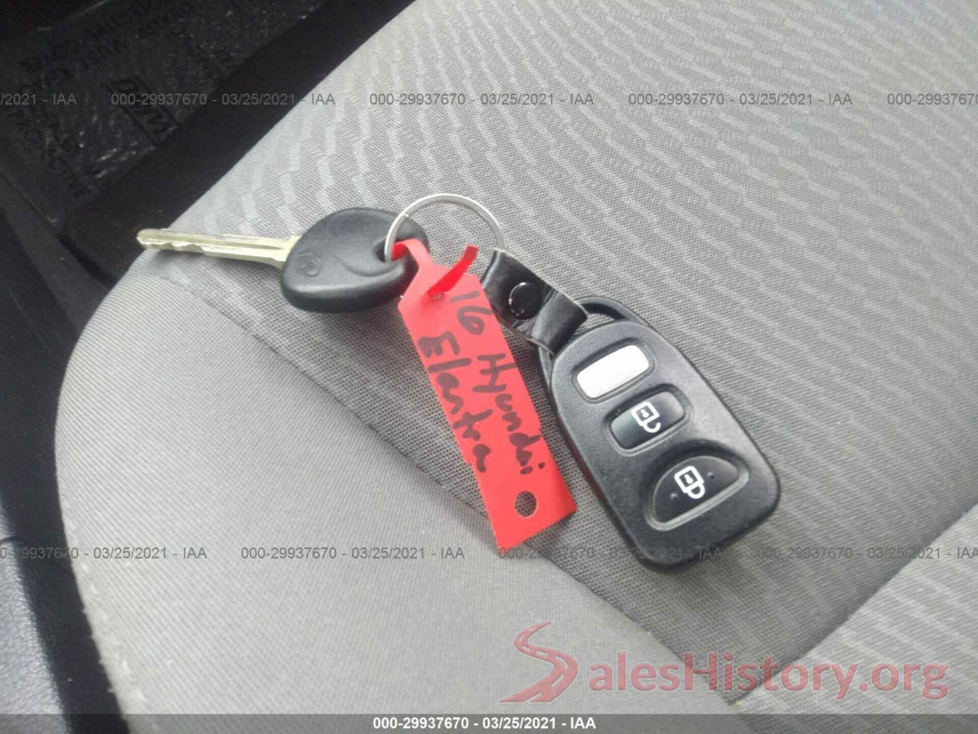 5NPDH4AE1GH719525 2016 HYUNDAI ELANTRA