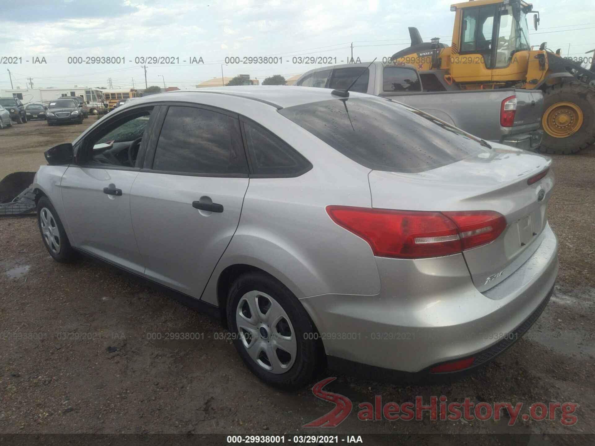 1FADP3E27JL325663 2018 FORD FOCUS