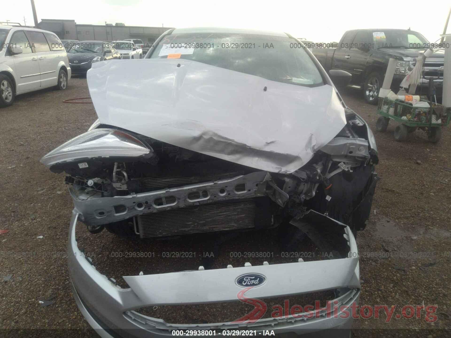 1FADP3E27JL325663 2018 FORD FOCUS