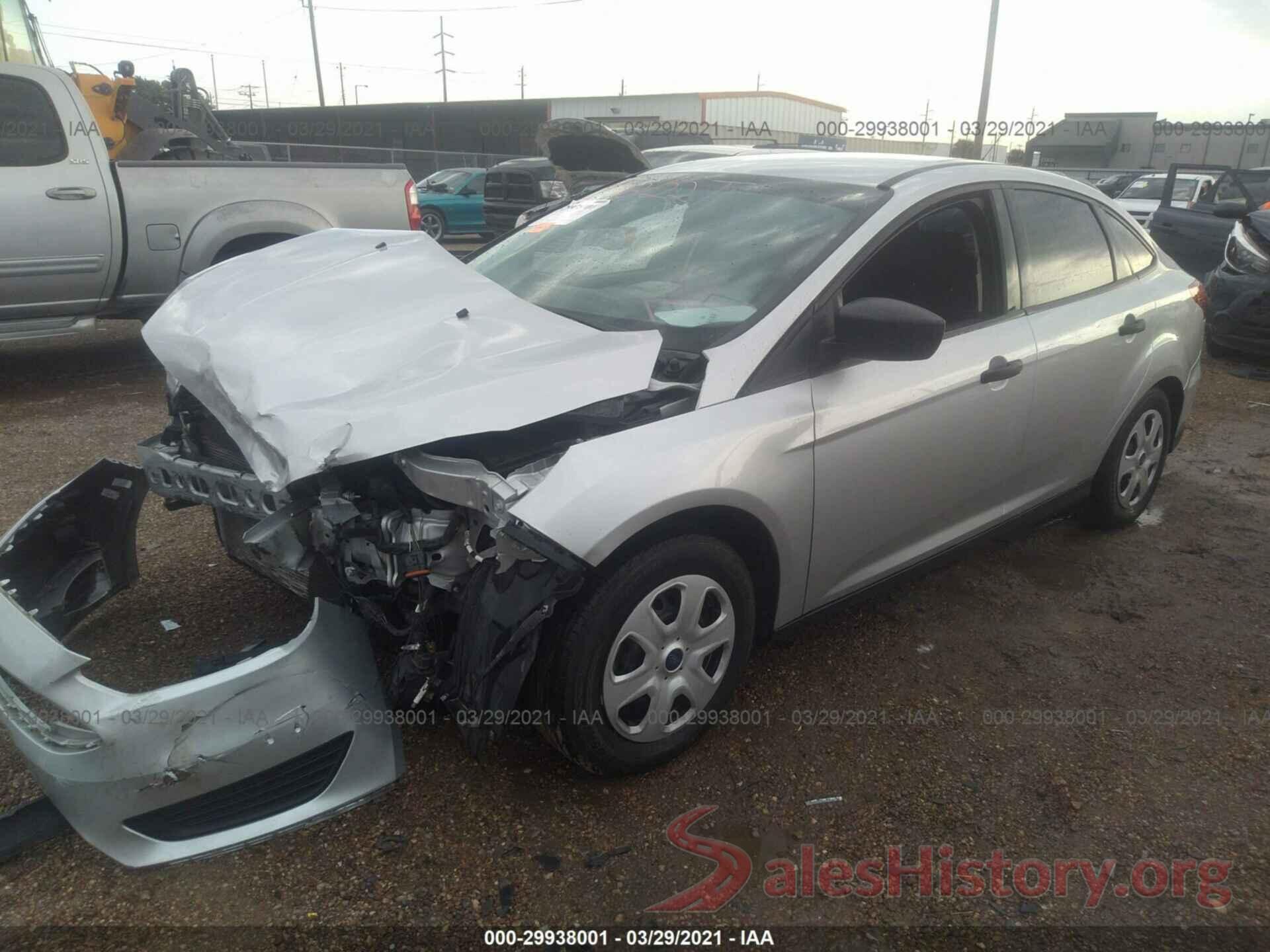 1FADP3E27JL325663 2018 FORD FOCUS