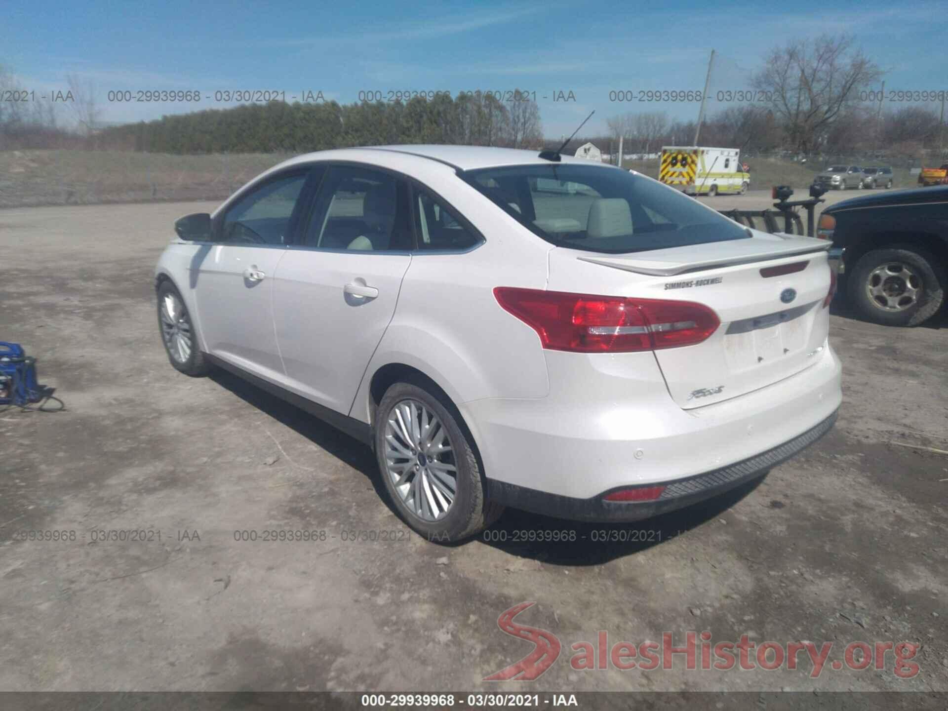 1FADP3J26JL294573 2018 FORD FOCUS