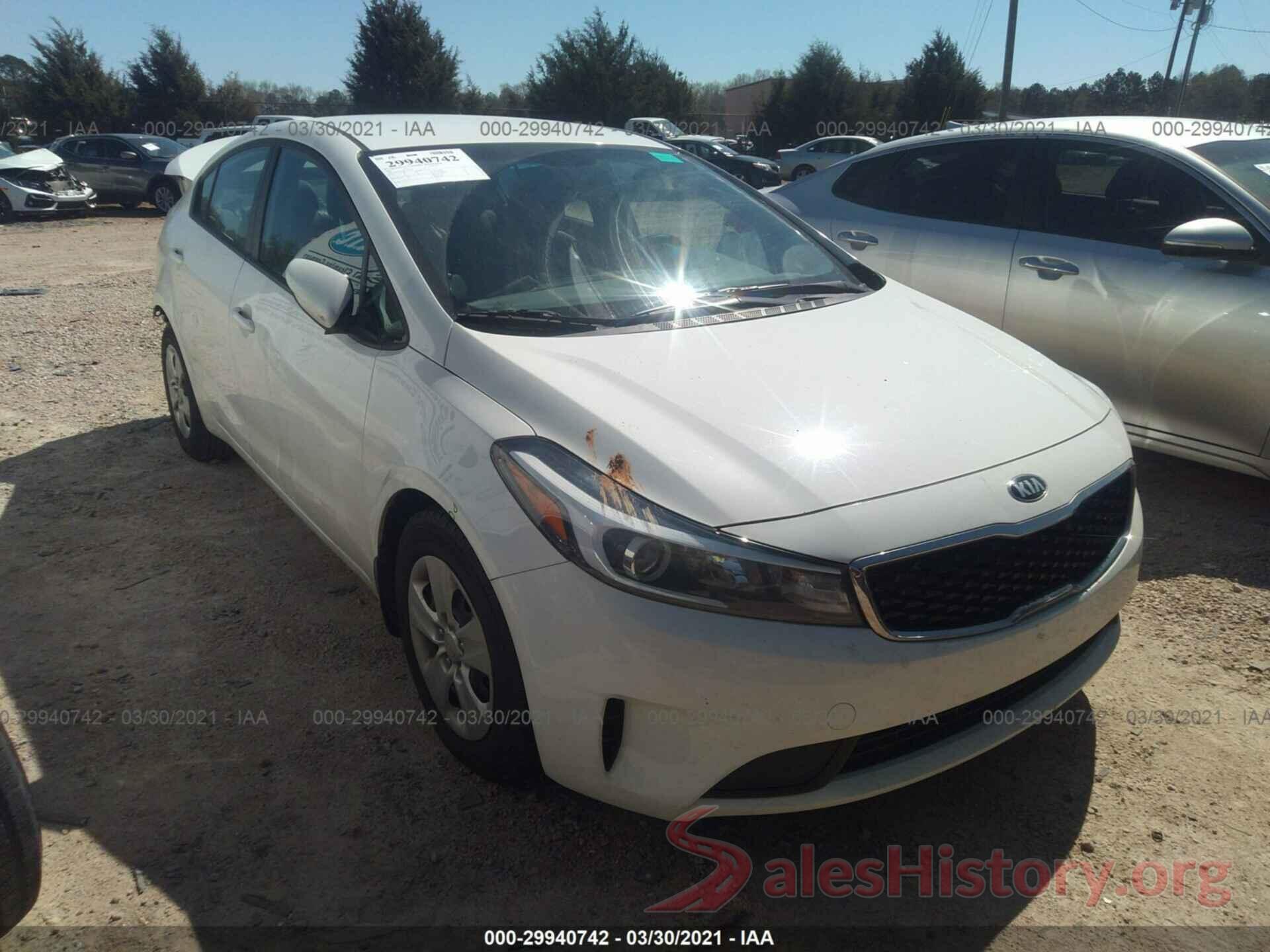 3KPFK4A70HE080197 2017 KIA FORTE