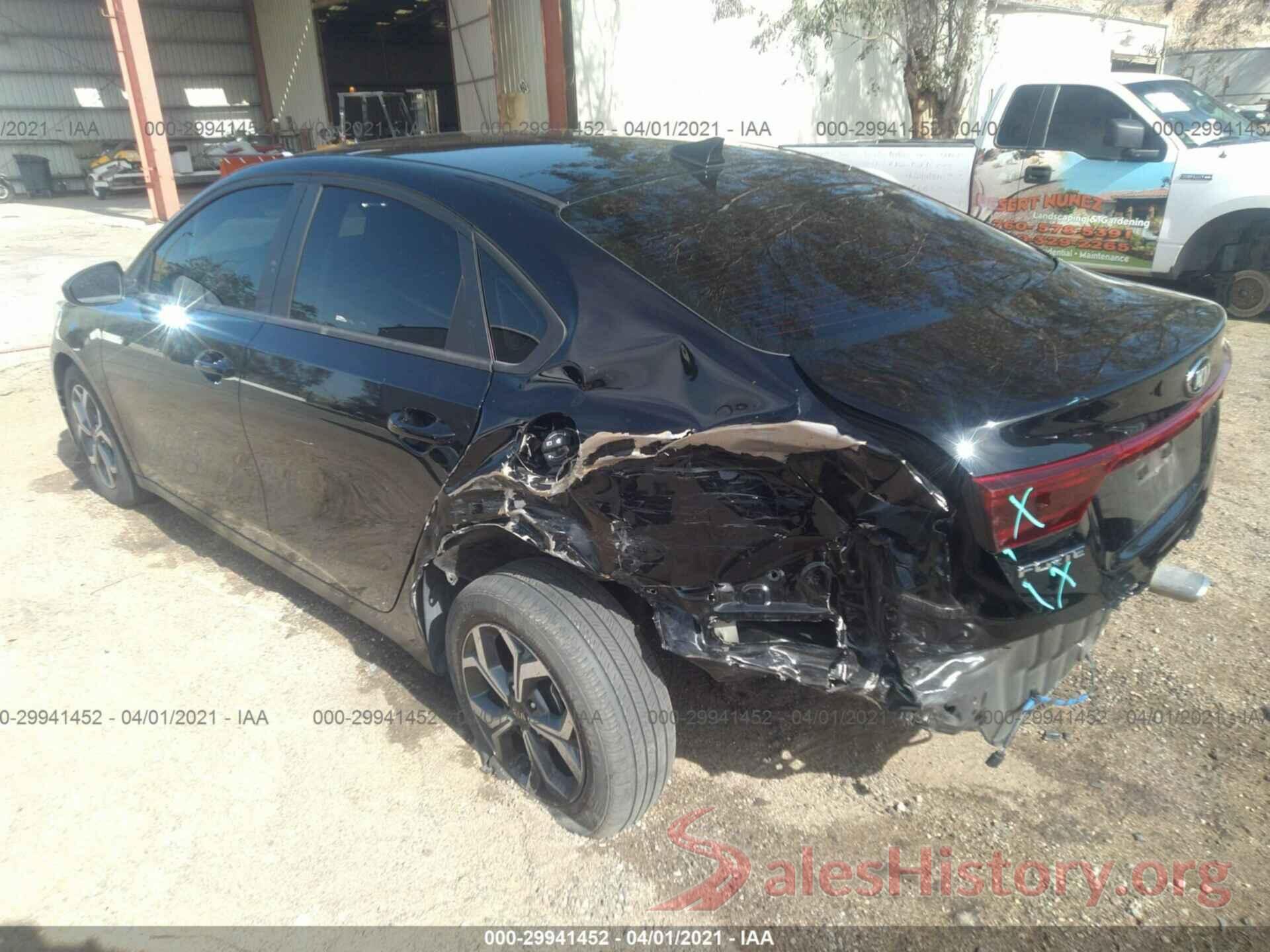 3KPF24AD8KE118224 2019 KIA FORTE