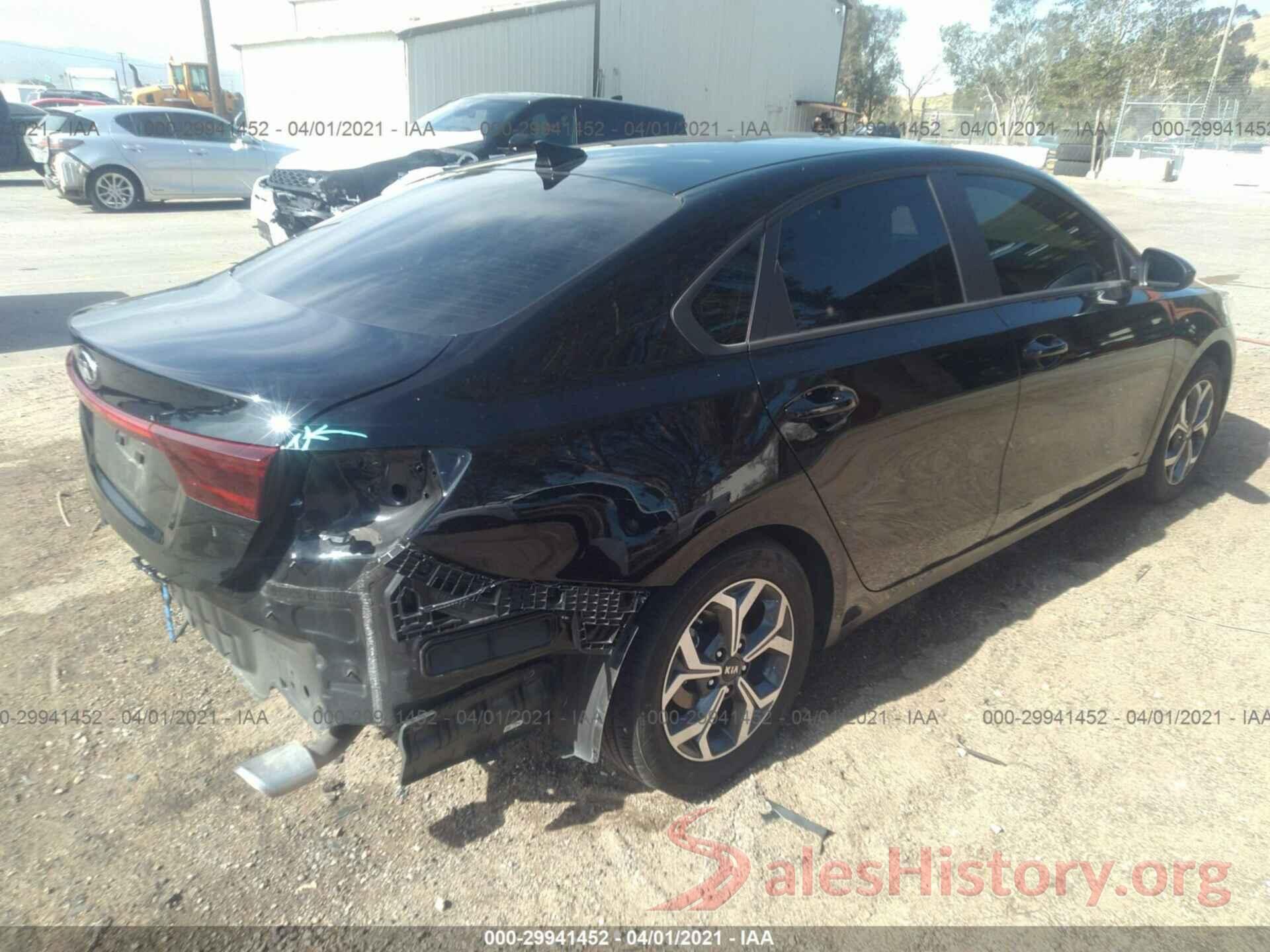 3KPF24AD8KE118224 2019 KIA FORTE