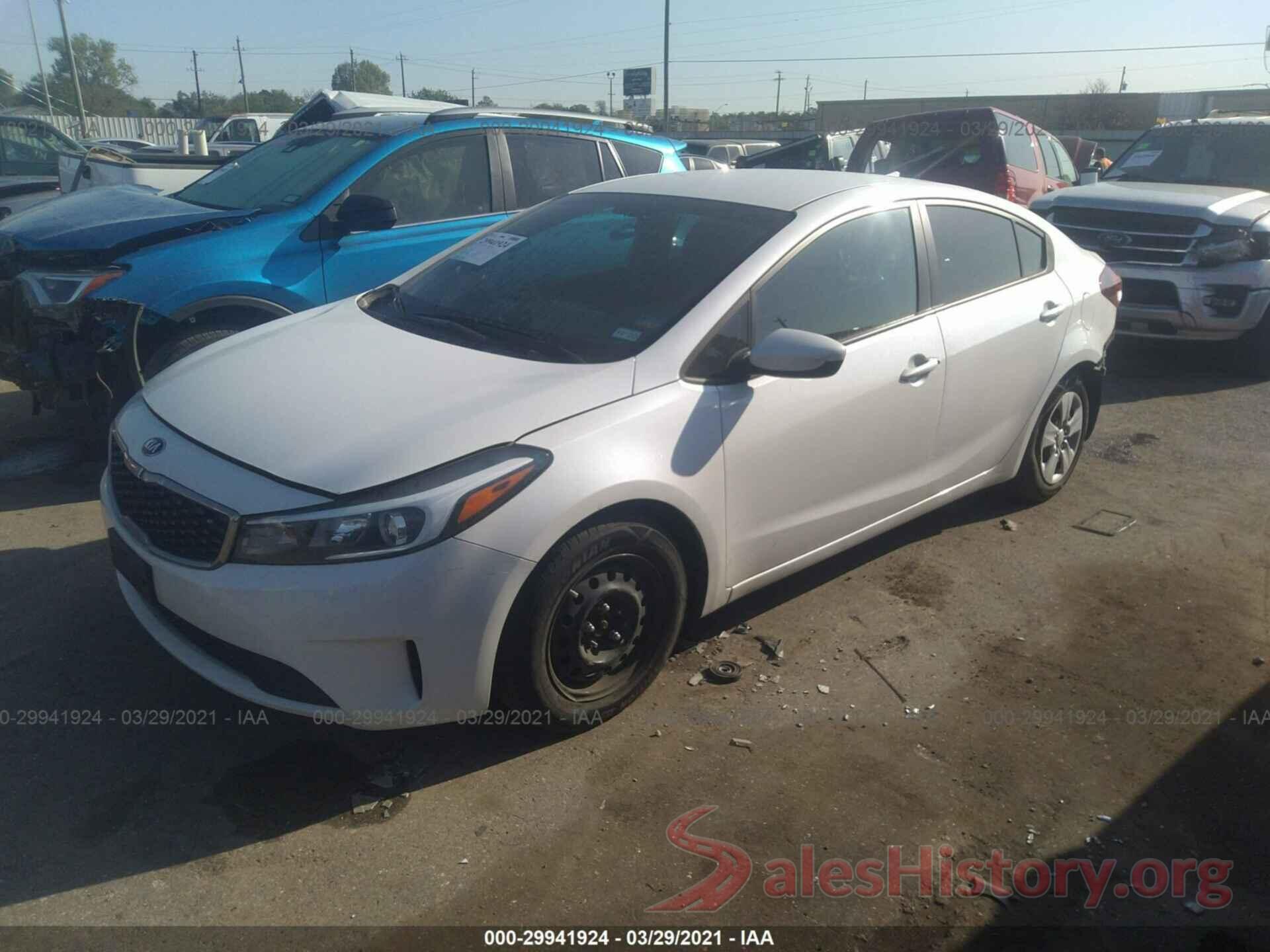 3KPFL4A77JE176041 2018 KIA FORTE