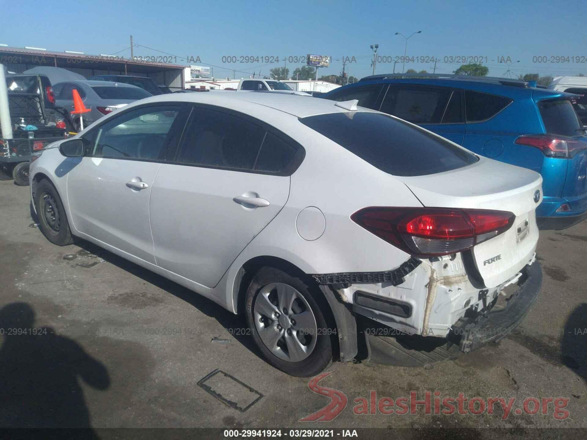 3KPFL4A77JE176041 2018 KIA FORTE