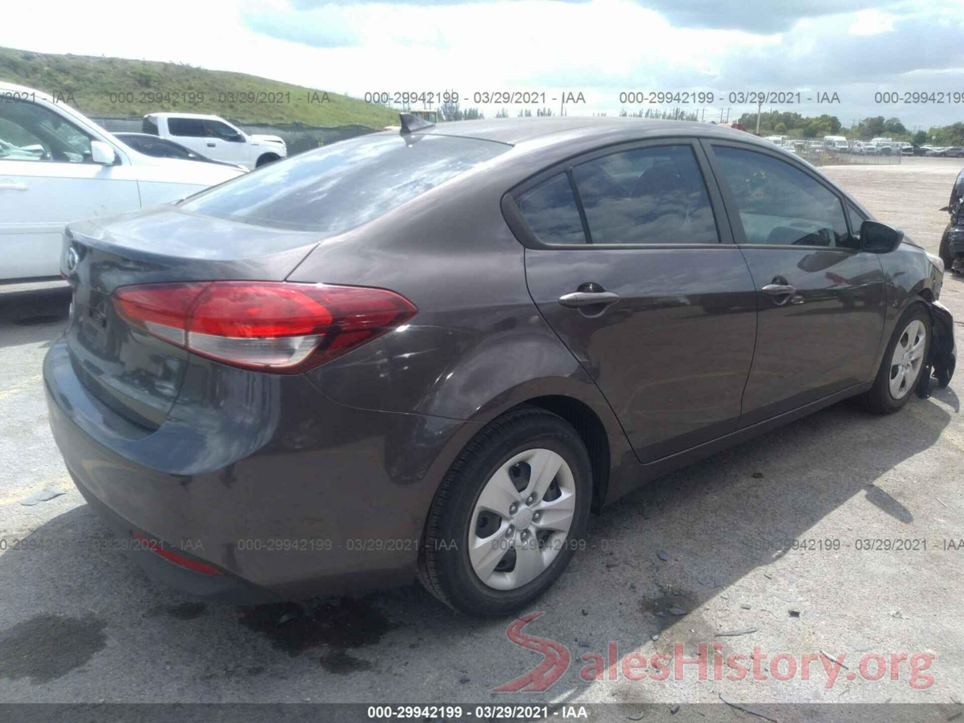 3KPFK4A77JE164944 2018 KIA FORTE