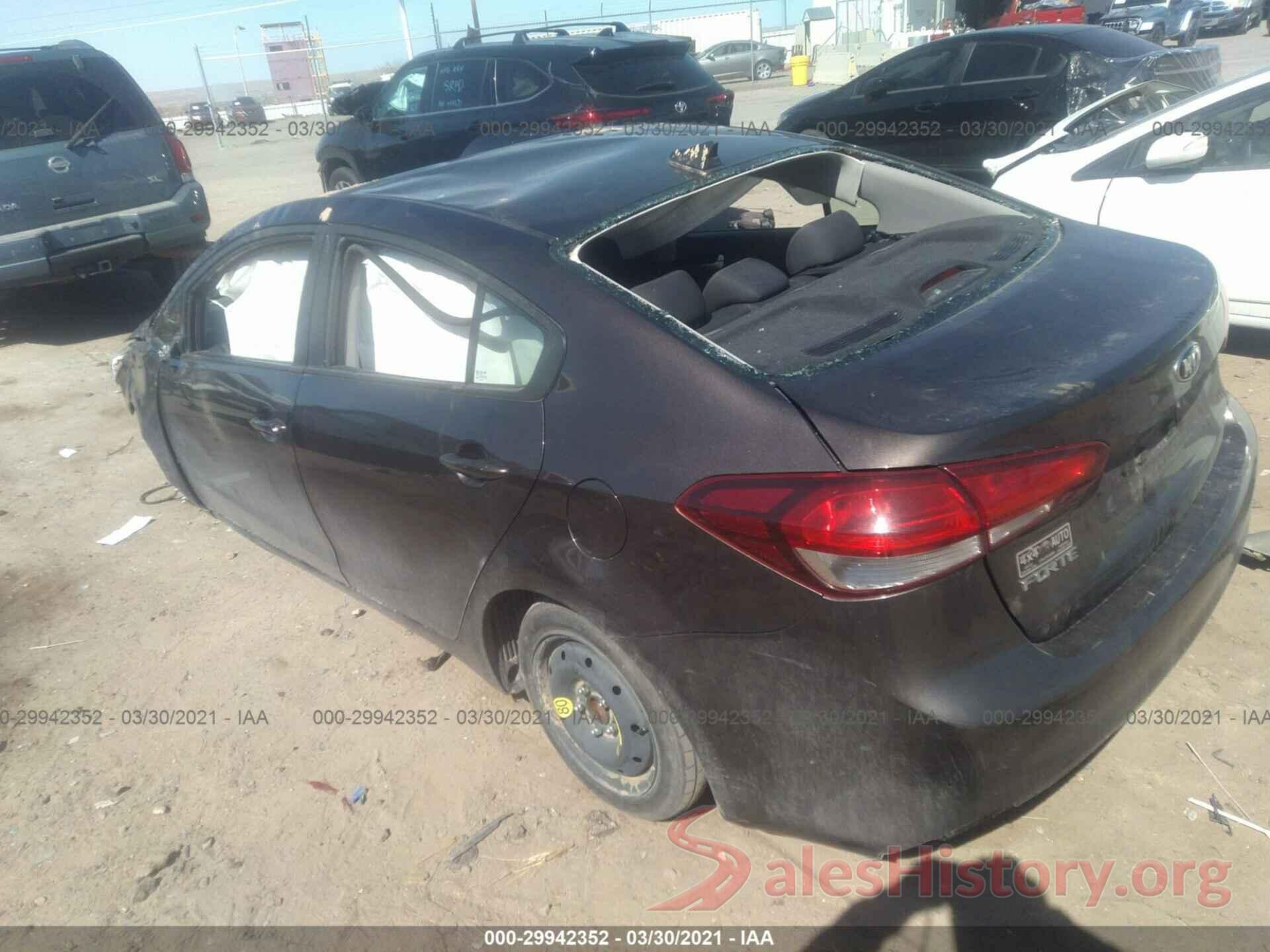 3KPFL4A77JE176900 2018 KIA FORTE