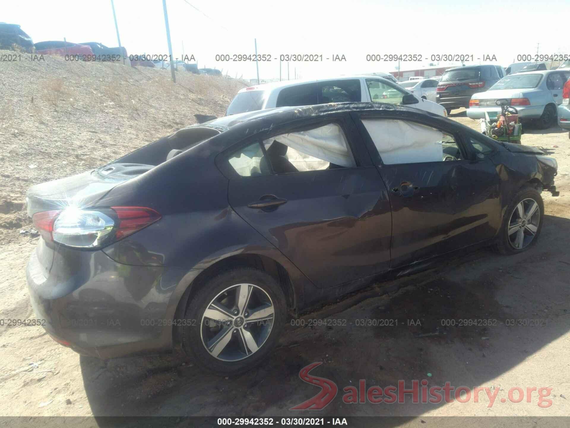 3KPFL4A77JE176900 2018 KIA FORTE