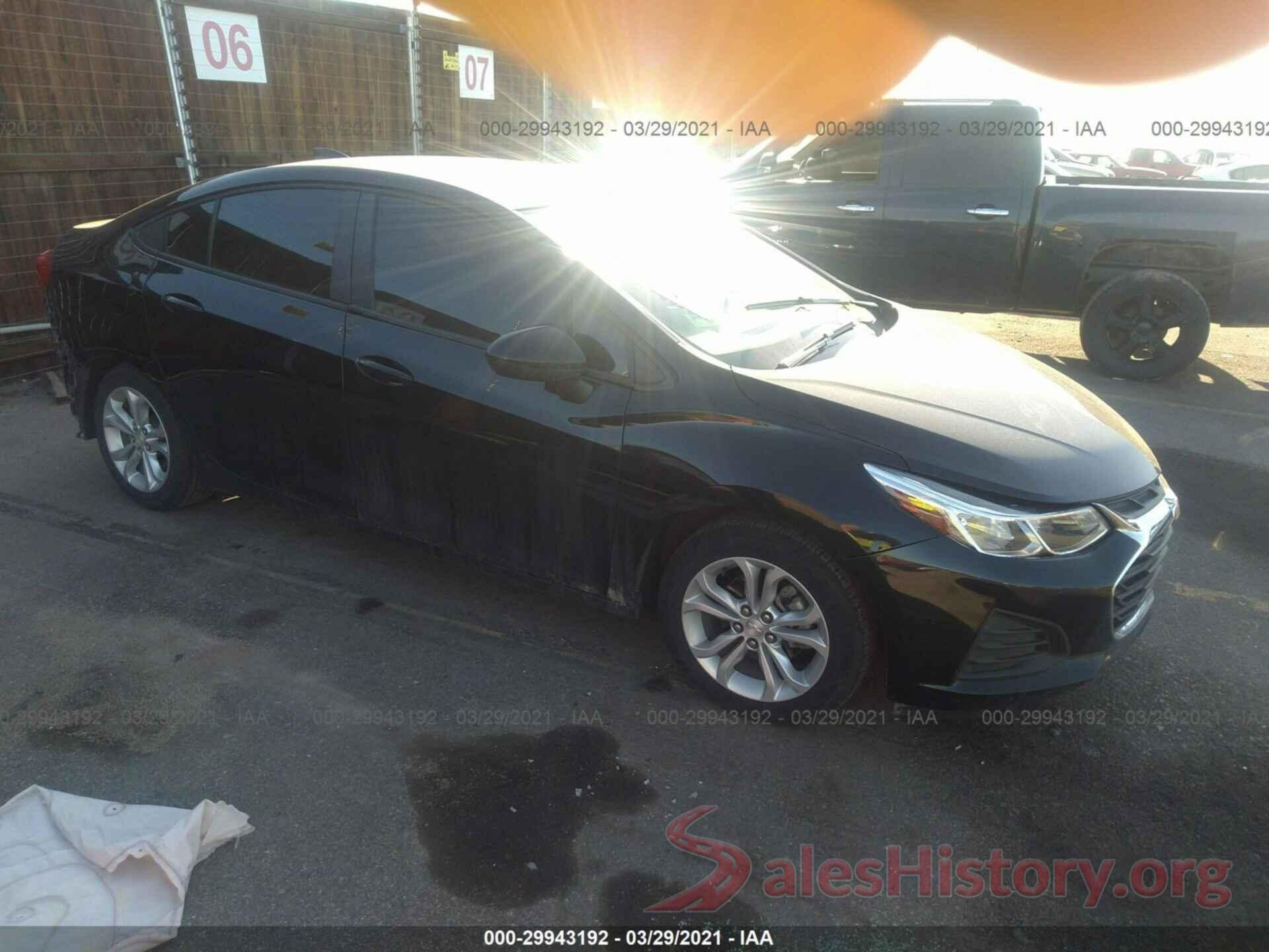 1G1BC5SMXK7125975 2019 CHEVROLET CRUZE