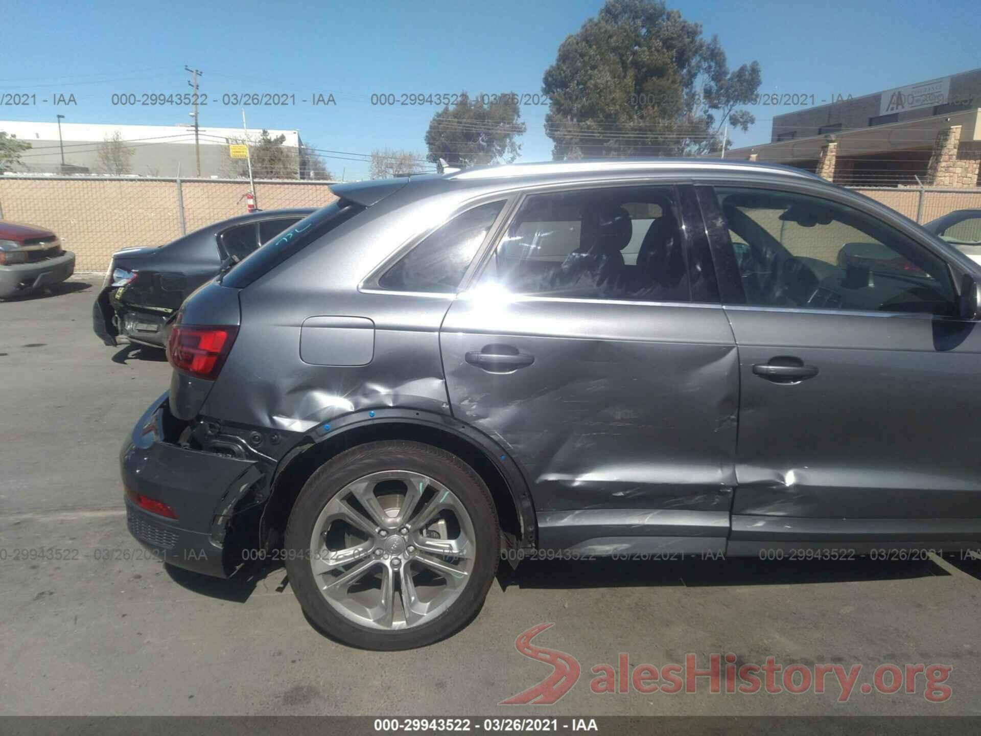 WA1GCCFS5HR011688 2017 AUDI Q3