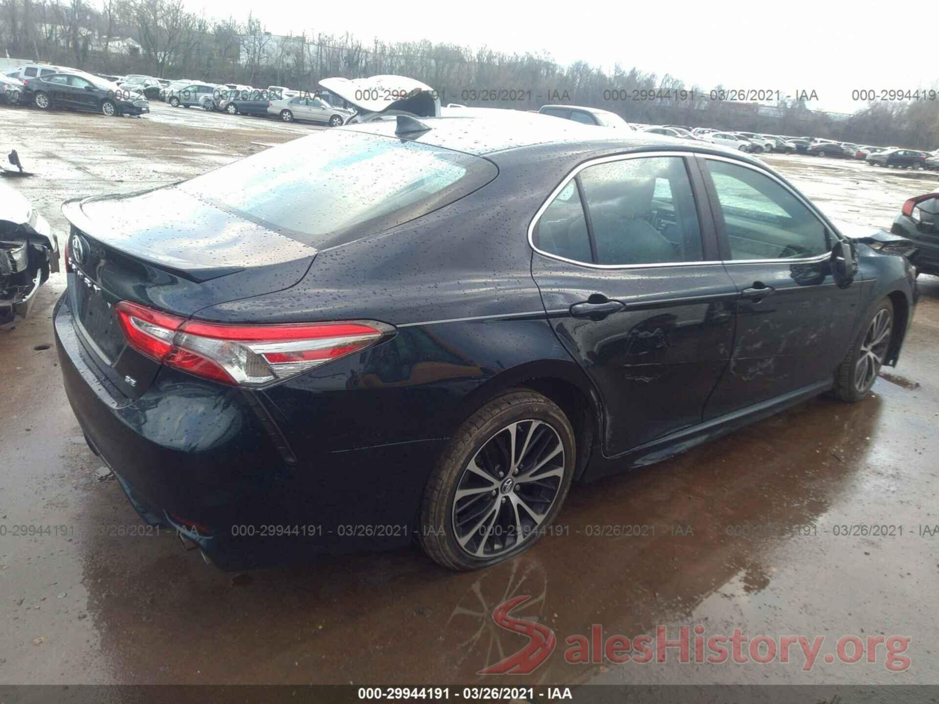 4T1B11HK2KU266824 2019 TOYOTA CAMRY