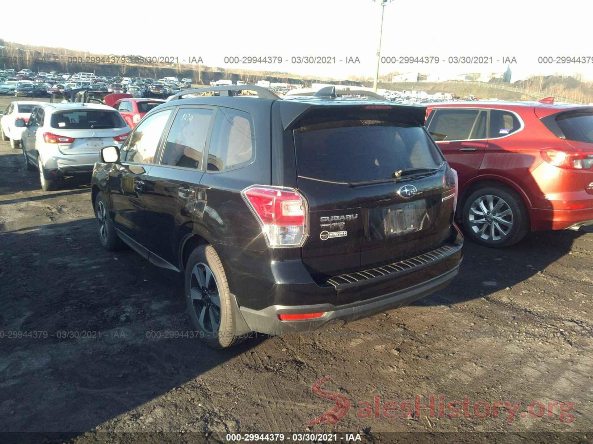 JF2SJAGC3JH597466 2018 SUBARU FORESTER