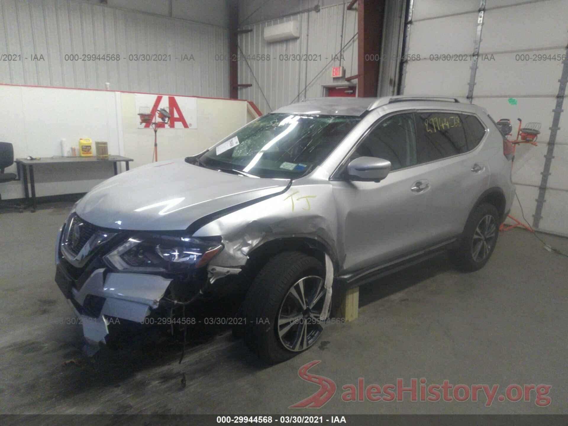 5N1AT2MV0JC797343 2018 NISSAN ROGUE