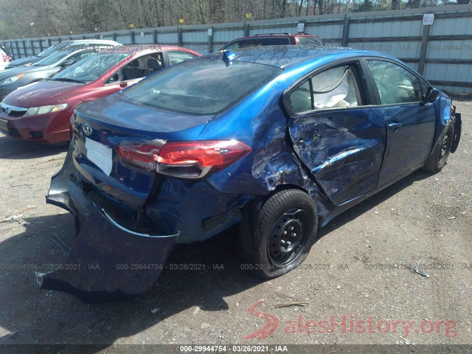 3KPFK4A7XHE141586 2017 KIA FORTE