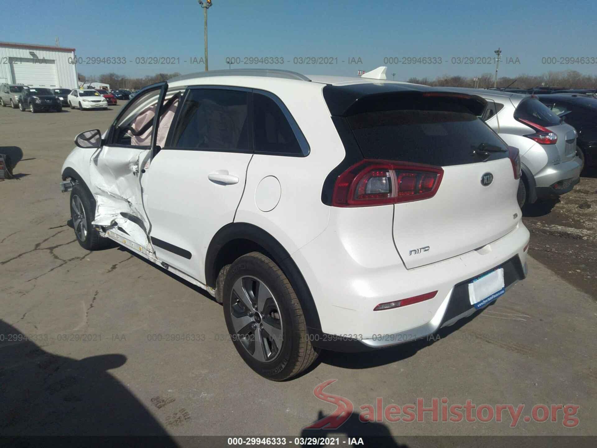 KNDCB3LC7K5246130 2019 KIA NIRO