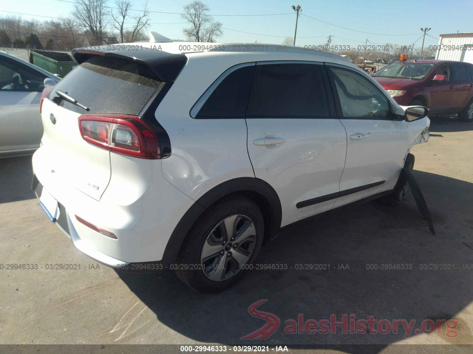 KNDCB3LC7K5246130 2019 KIA NIRO