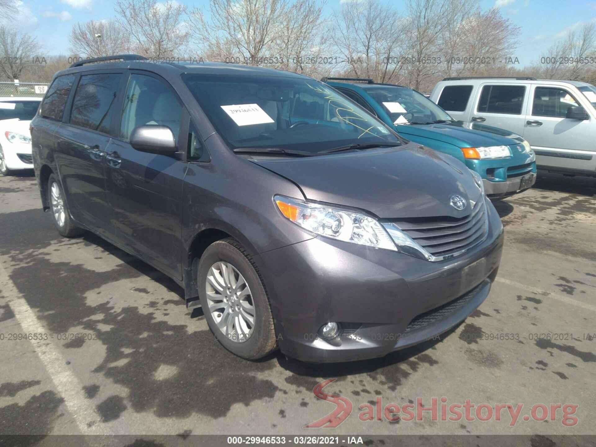 5TDYZ3DC5HS769813 2017 TOYOTA SIENNA