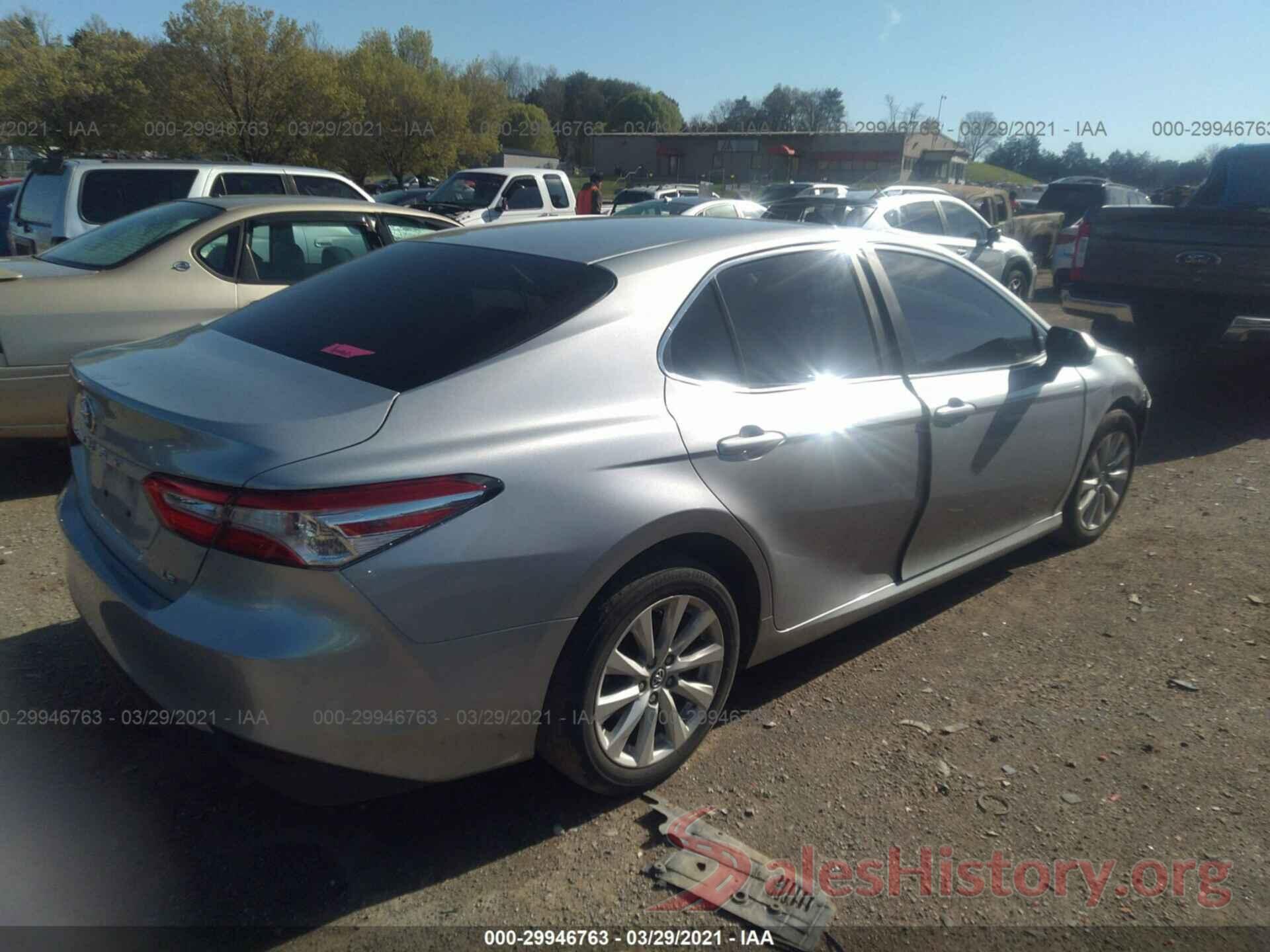 4T1B11HK8JU116117 2018 TOYOTA CAMRY