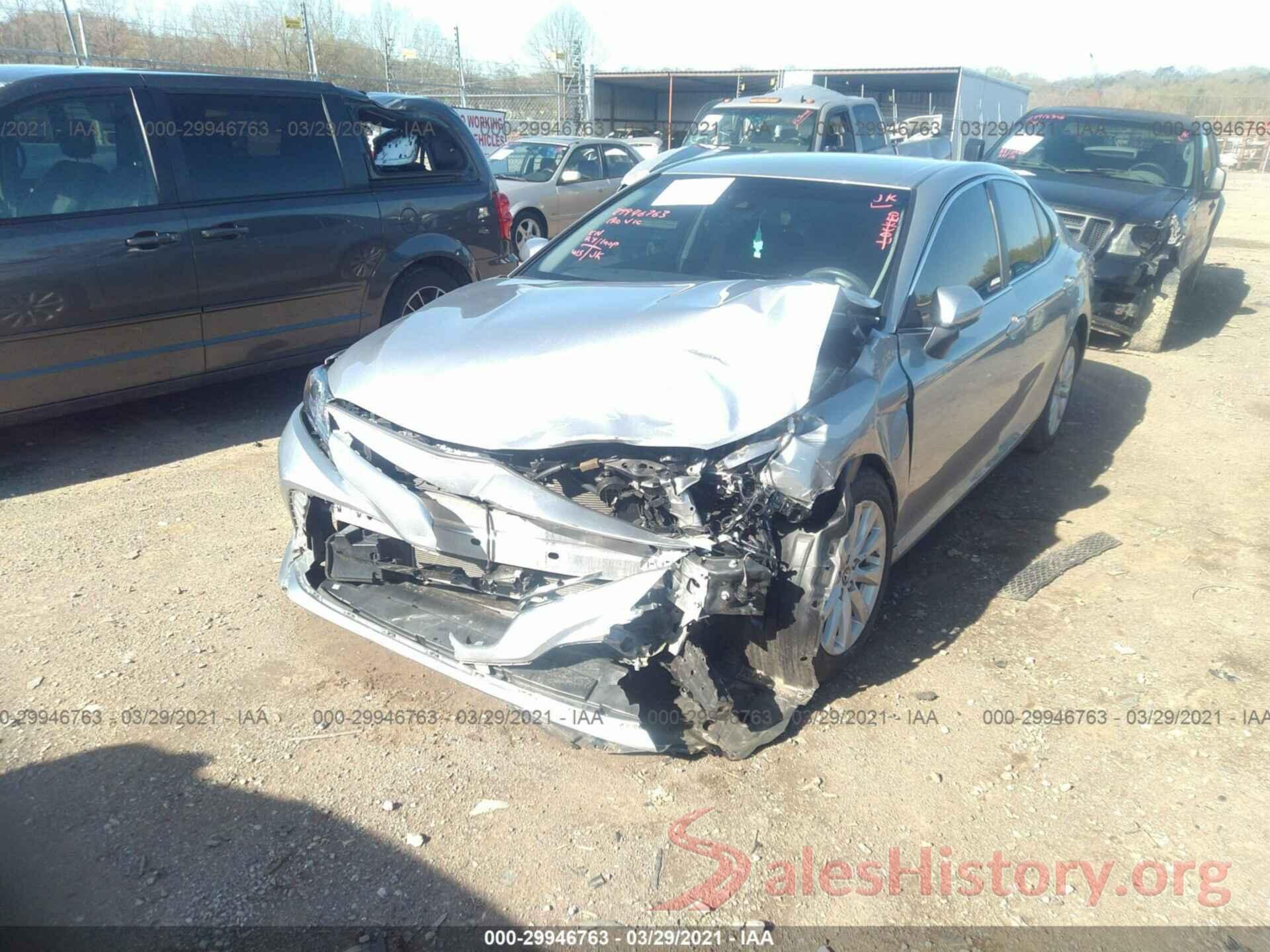 4T1B11HK8JU116117 2018 TOYOTA CAMRY