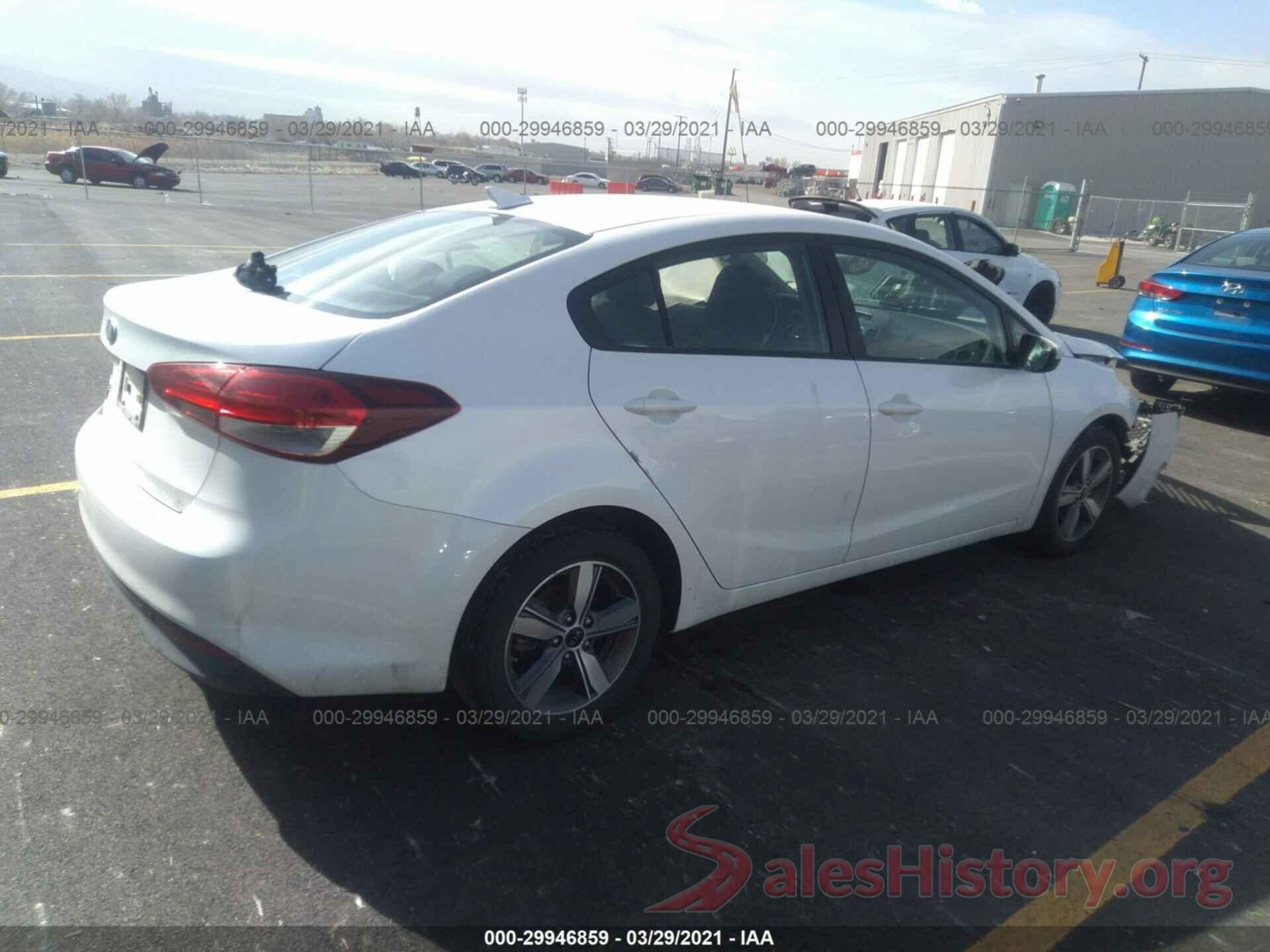 3KPFL4A72JE225890 2018 KIA FORTE