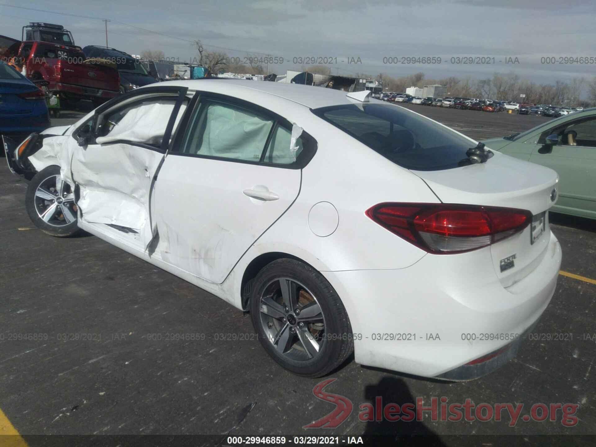 3KPFL4A72JE225890 2018 KIA FORTE