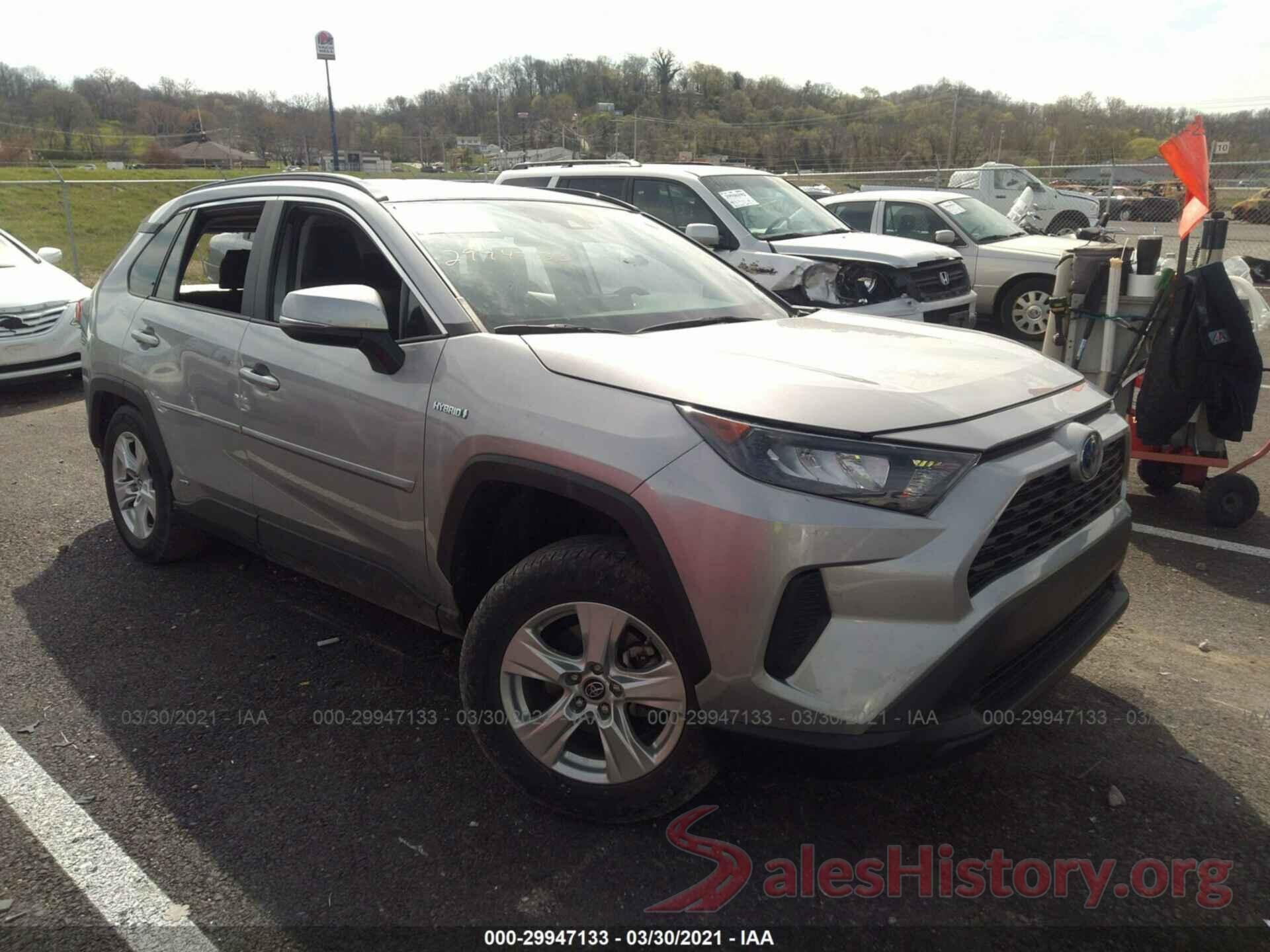 2T3MWRFV4KW025683 2019 TOYOTA RAV4