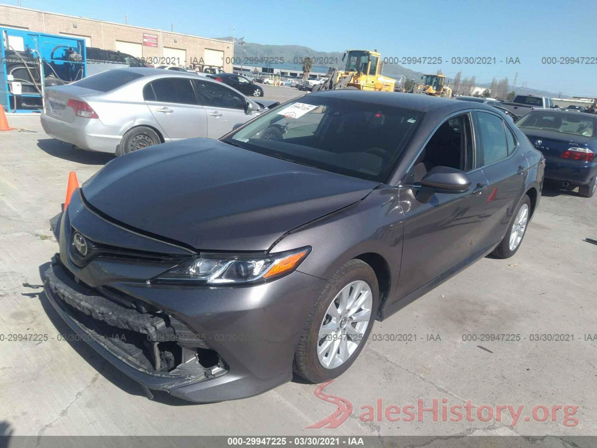 4T1B11HKXJU512663 2018 TOYOTA CAMRY