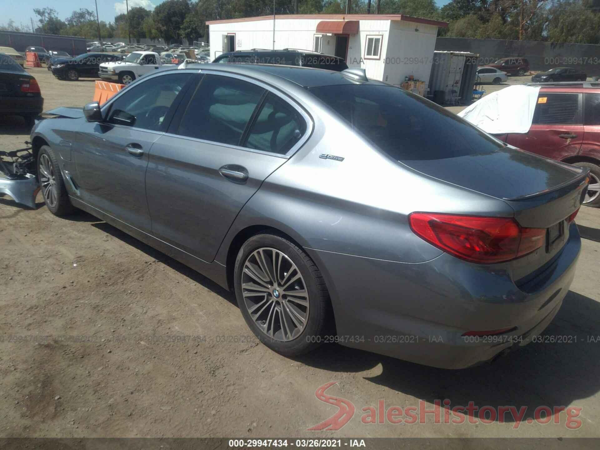 WBAJA9C56JB252996 2018 BMW 5 SERIES