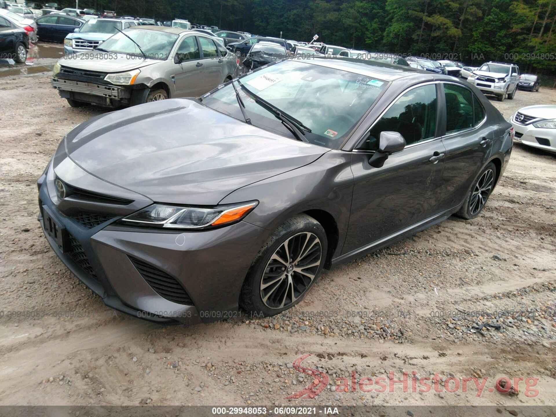 4T1B11HK2JU528534 2018 TOYOTA CAMRY