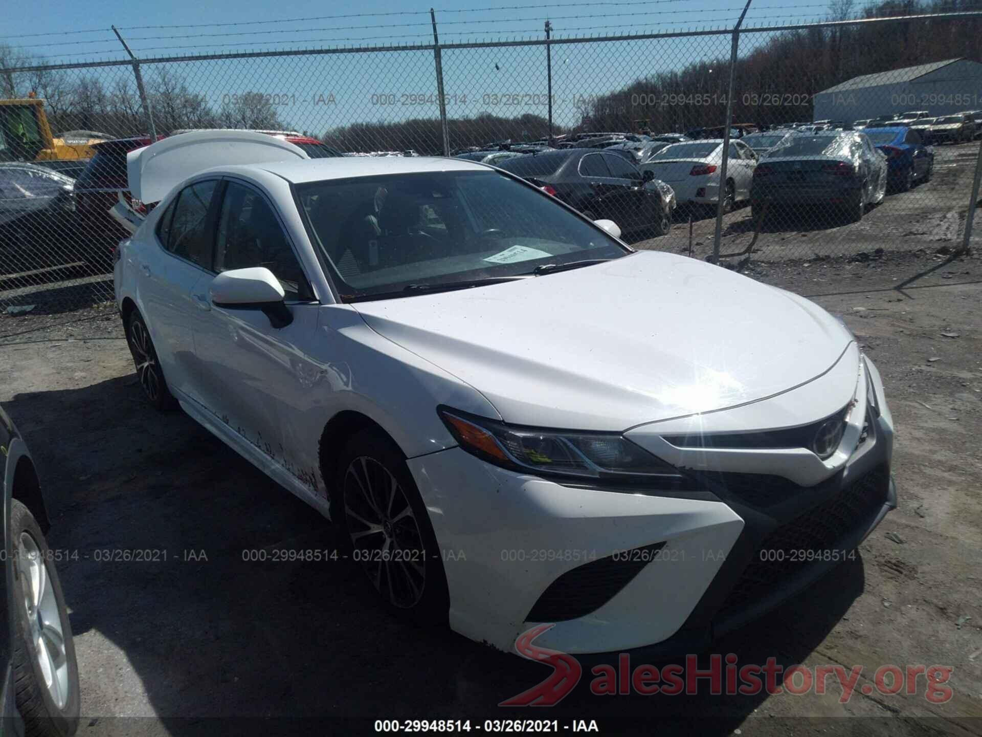 4T1B11HK3KU725858 2019 TOYOTA CAMRY